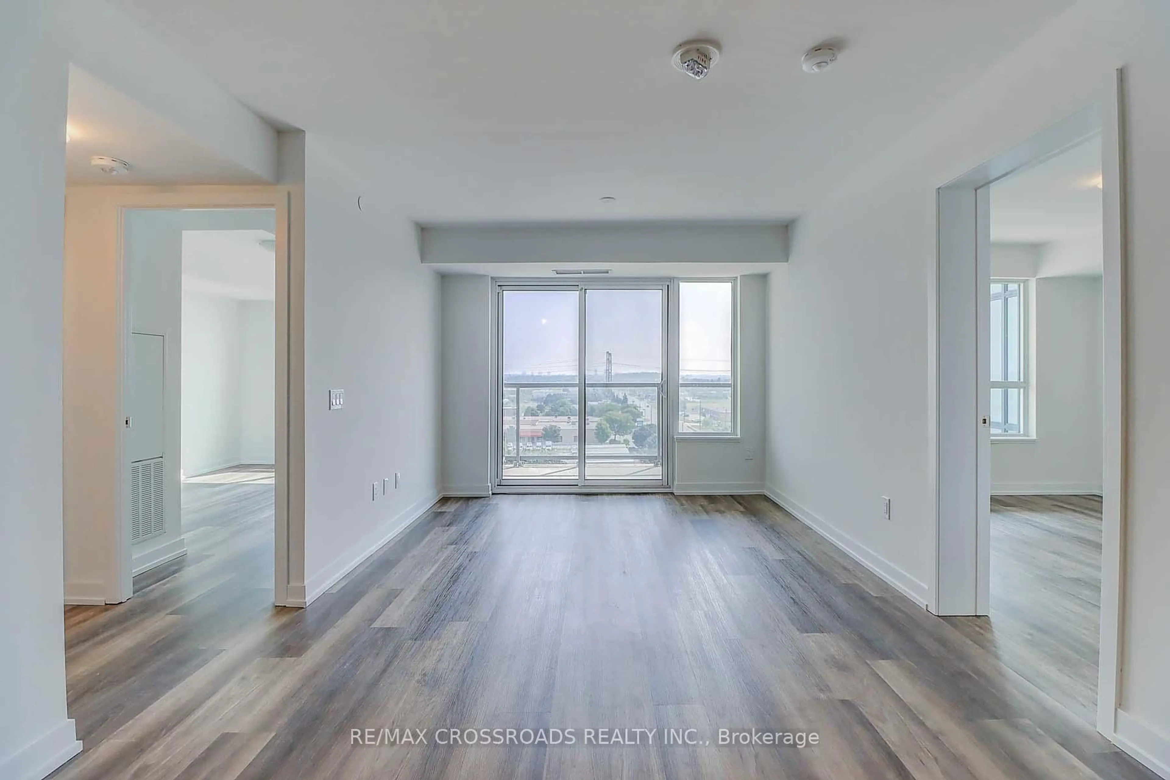 A pic of a room for 1480 Bayly St #1111, Pickering Ontario L1W 3T8