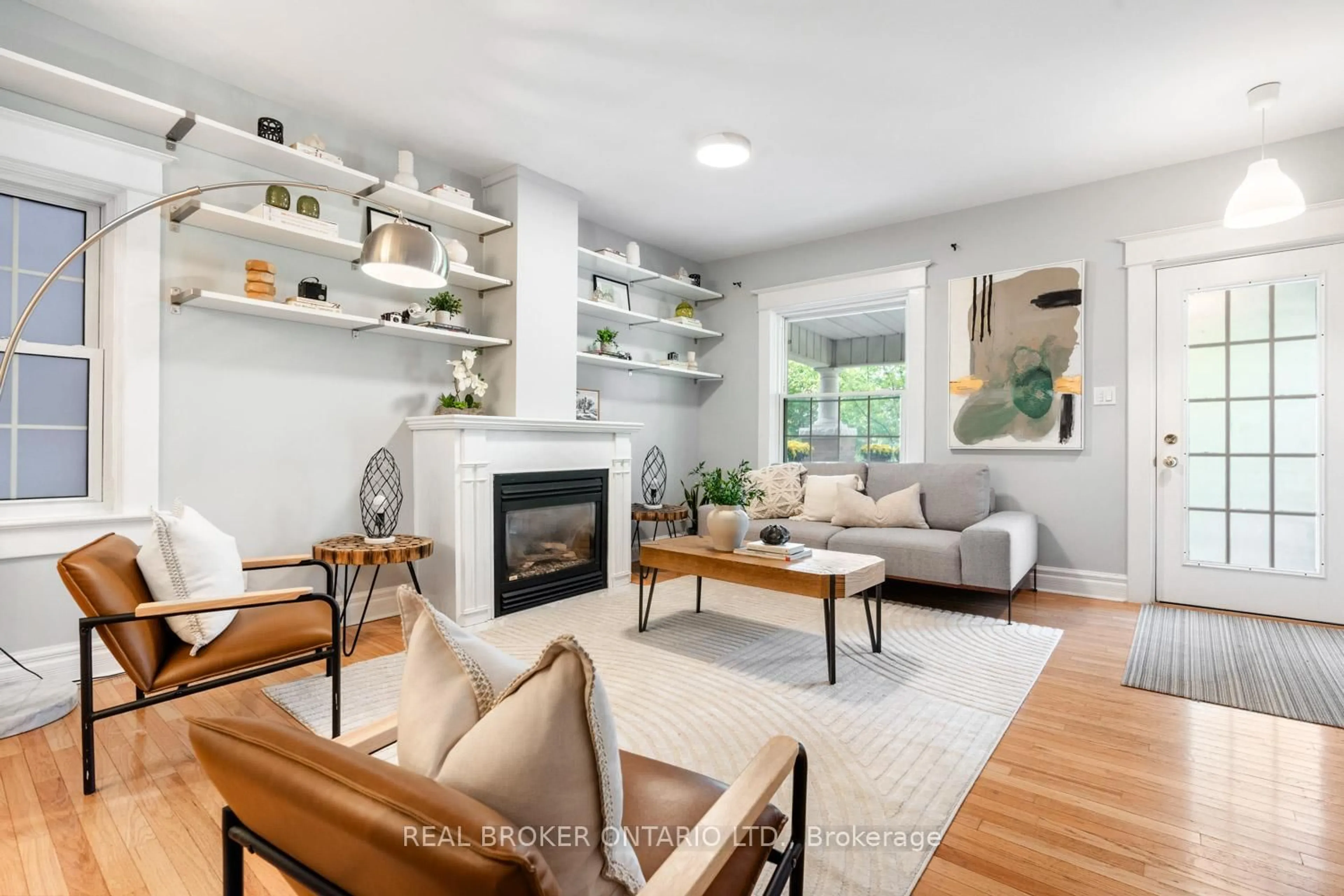 Living room with furniture, unknown for 115 Bellhaven Rd, Toronto Ontario M4L 3J9