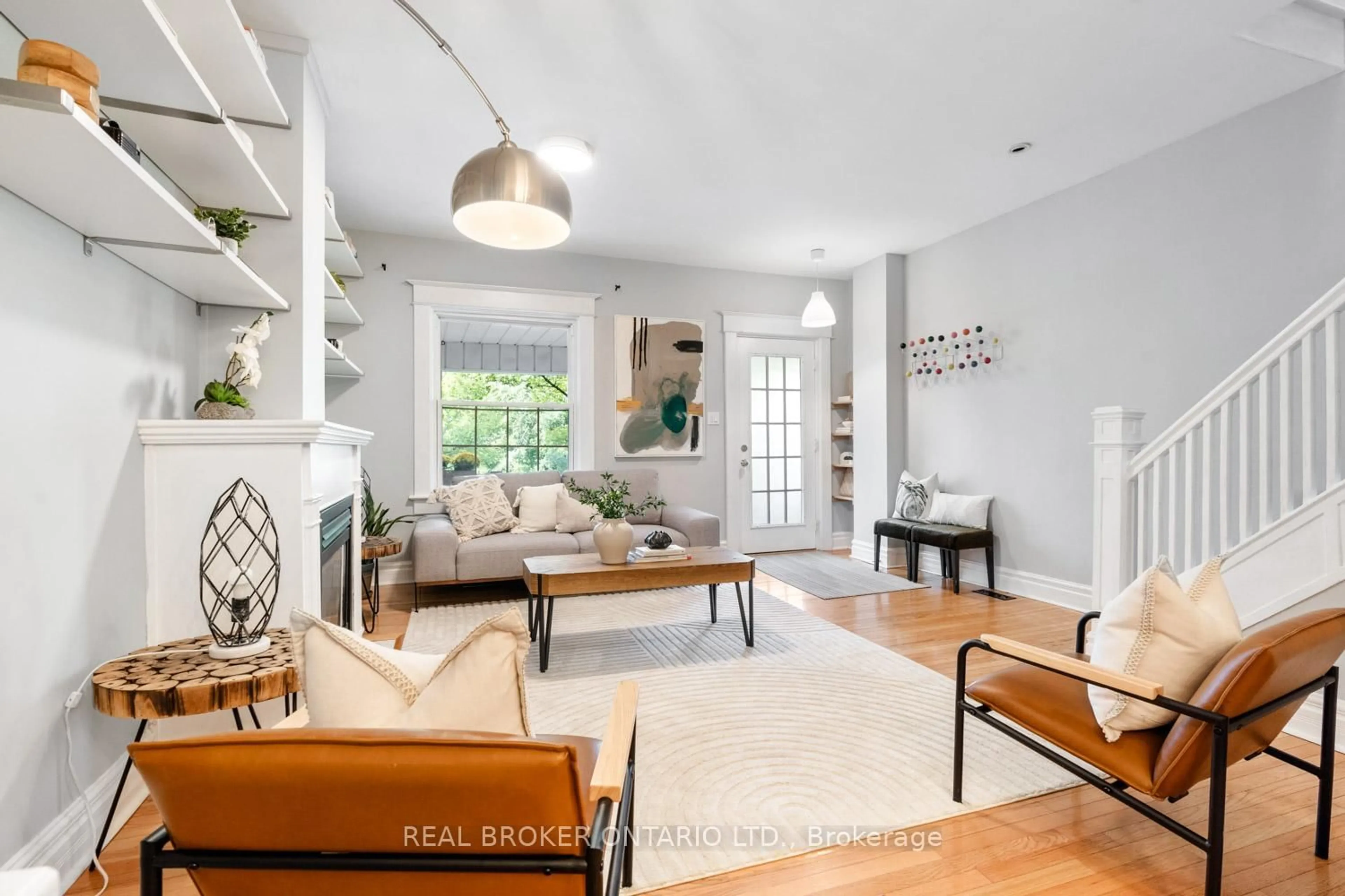 Living room with furniture, unknown for 115 Bellhaven Rd, Toronto Ontario M4L 3J9