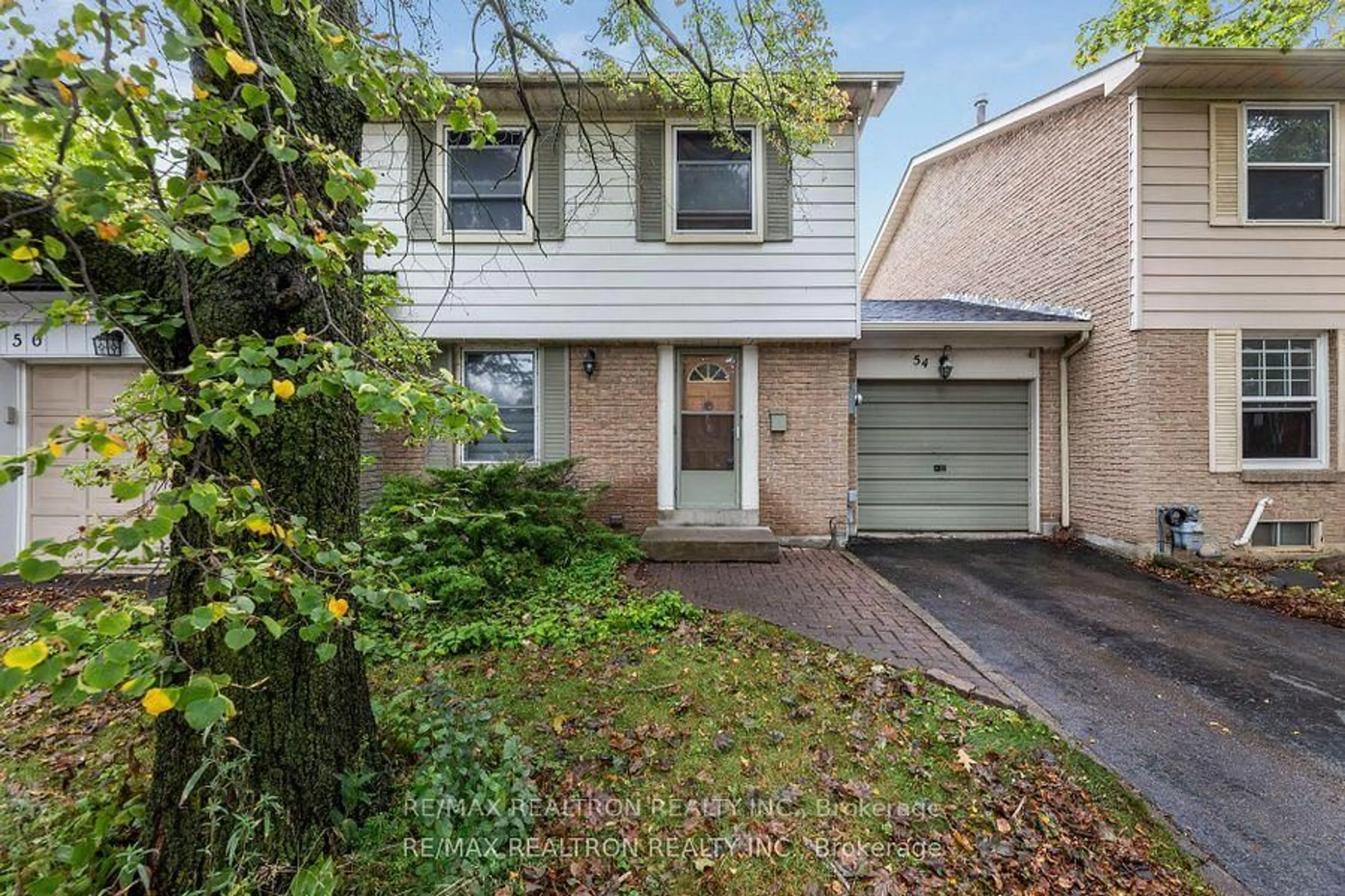 Home with vinyl exterior material, street for 54 Rands Rd, Ajax Ontario L1S 3P3