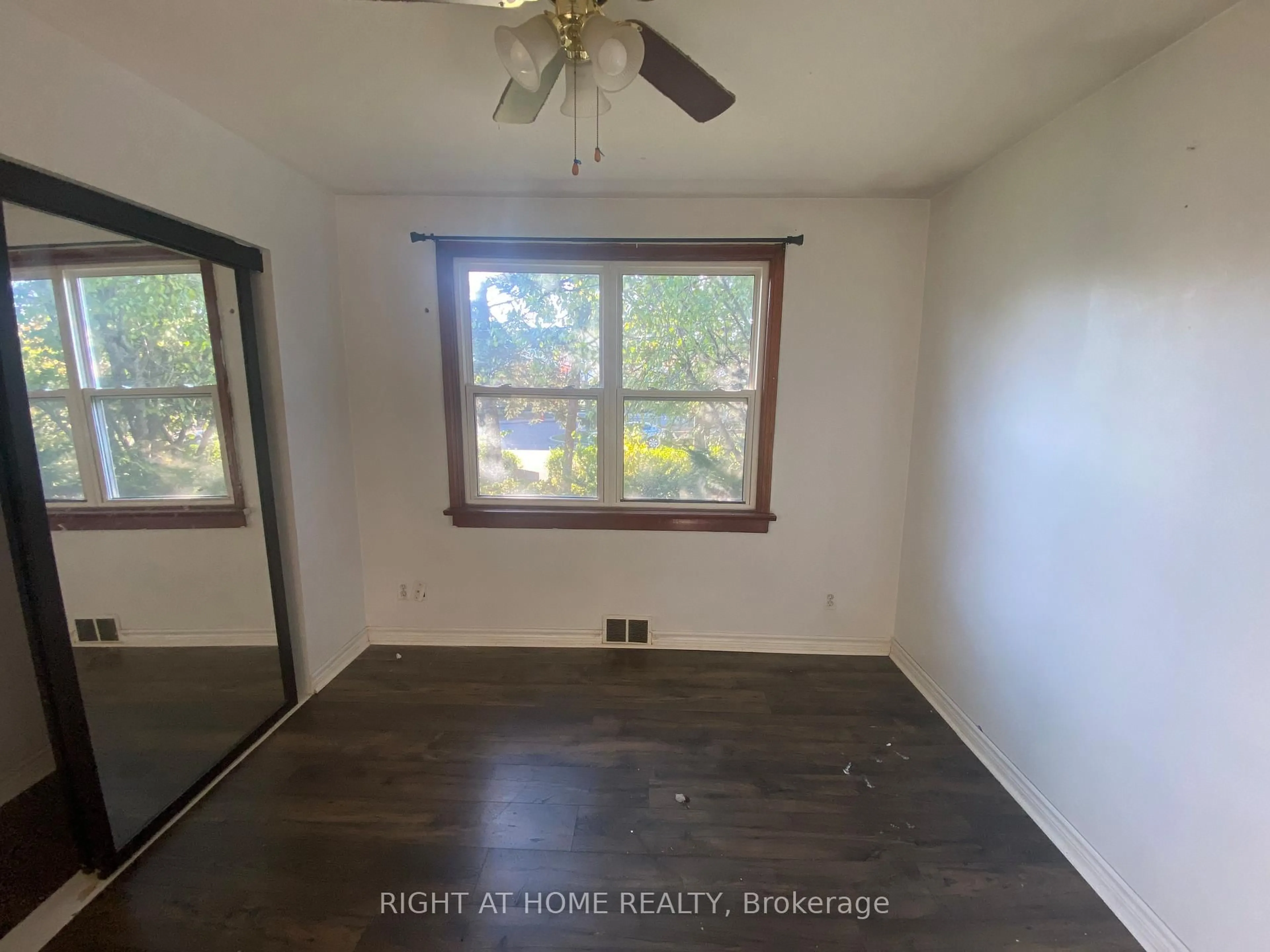 A pic of a room for 97 Galloway Rd, Toronto Ontario M1E 1W8