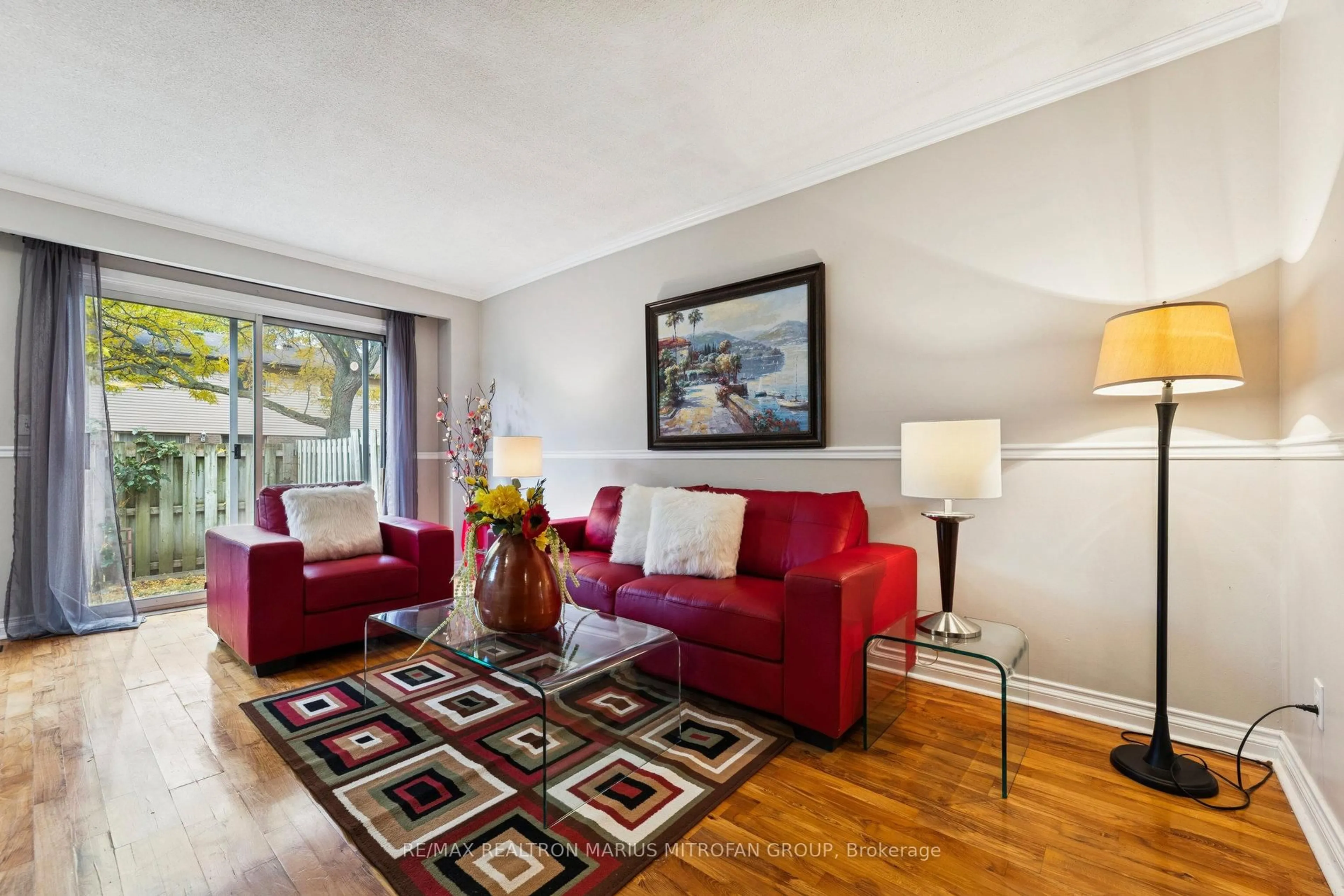 Living room with furniture, unknown for 905 Burns St #71, Whitby Ontario L1N 6J5