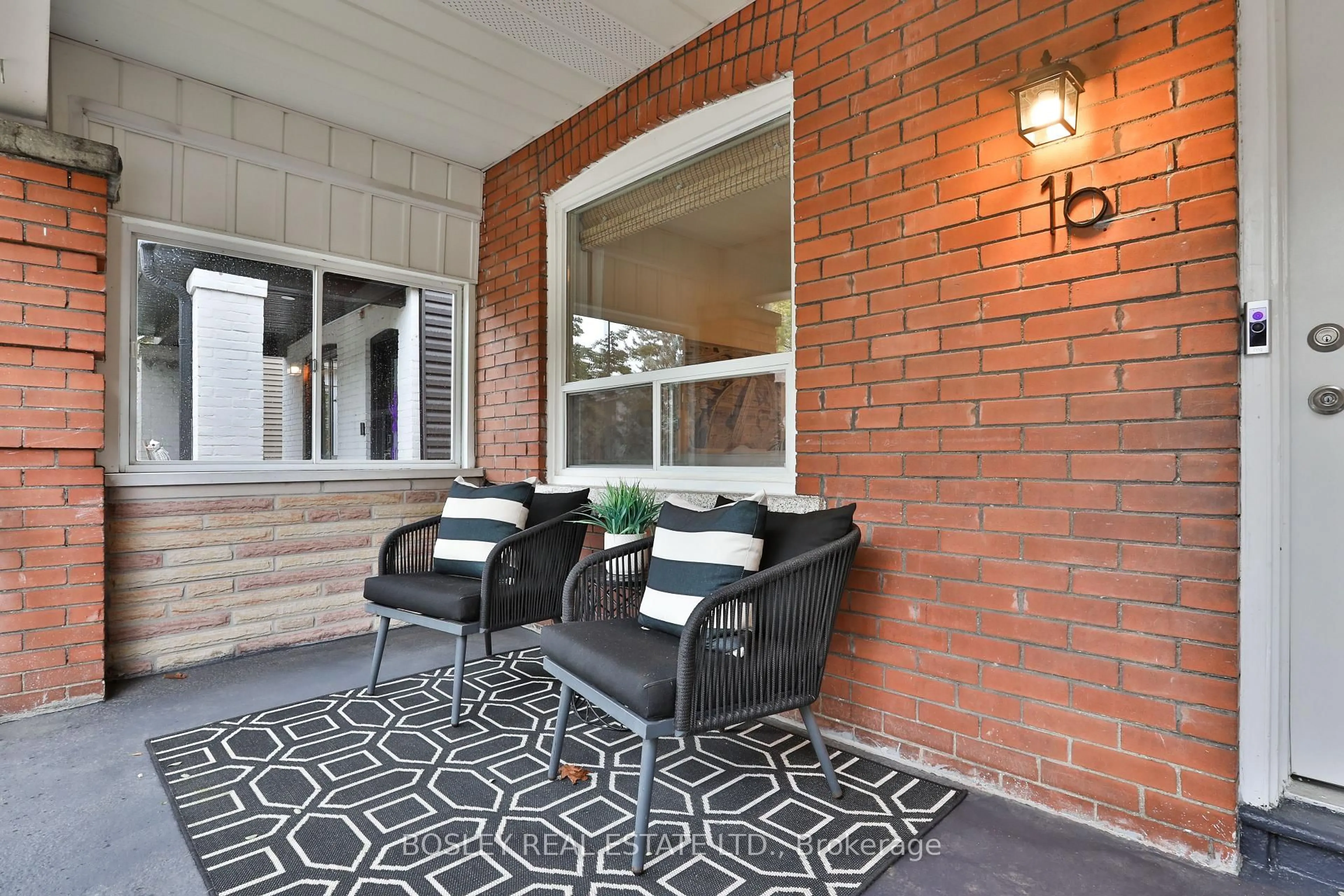 Patio, street for 16 Inwood Ave, Toronto Ontario M4J 3Y3