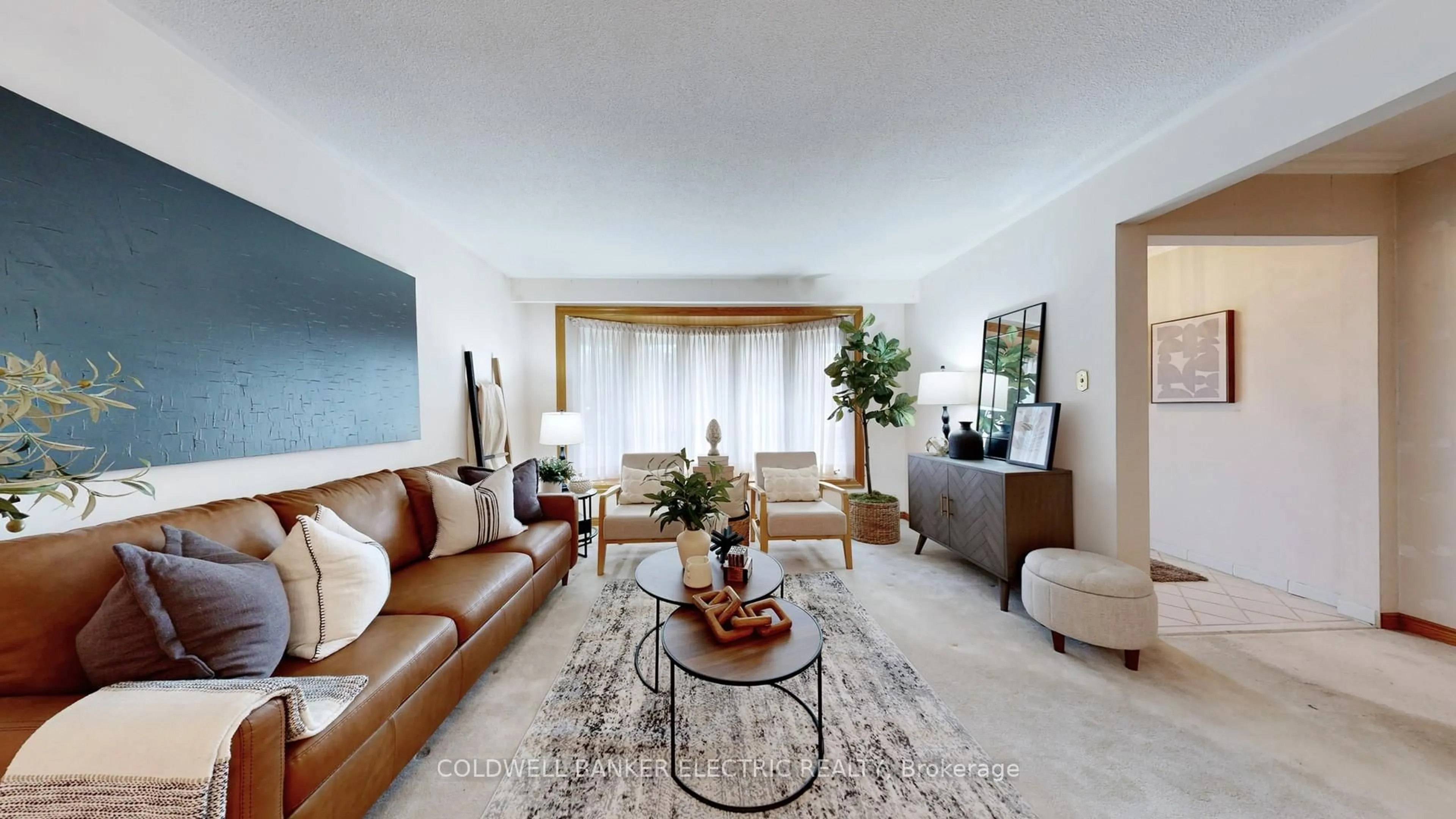 Living room with furniture, unknown for 22 Tivoli Crt, Toronto Ontario M1E 2A4