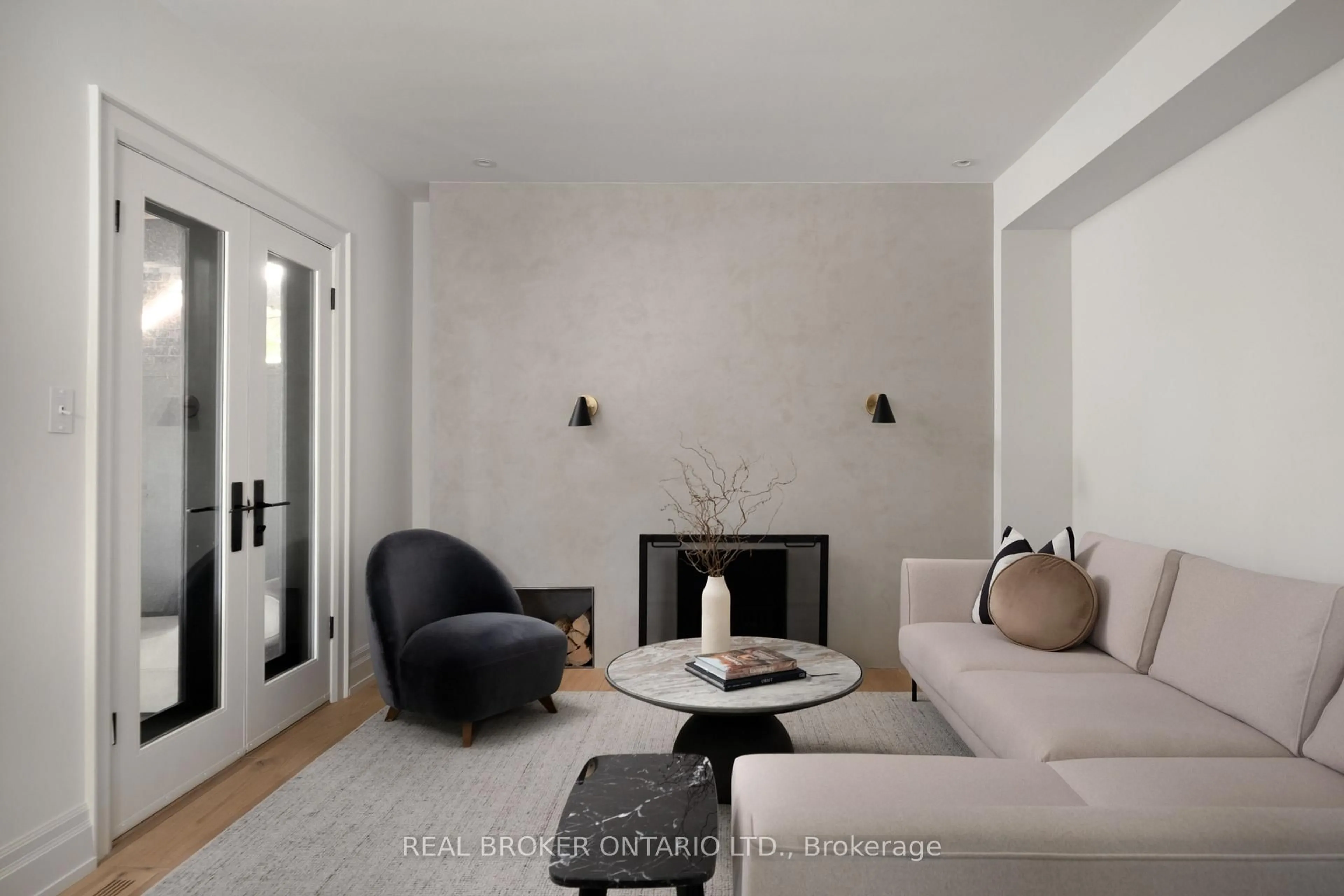 Living room with furniture, unknown for 5 Wembley Dr, Toronto Ontario M4L 3C9