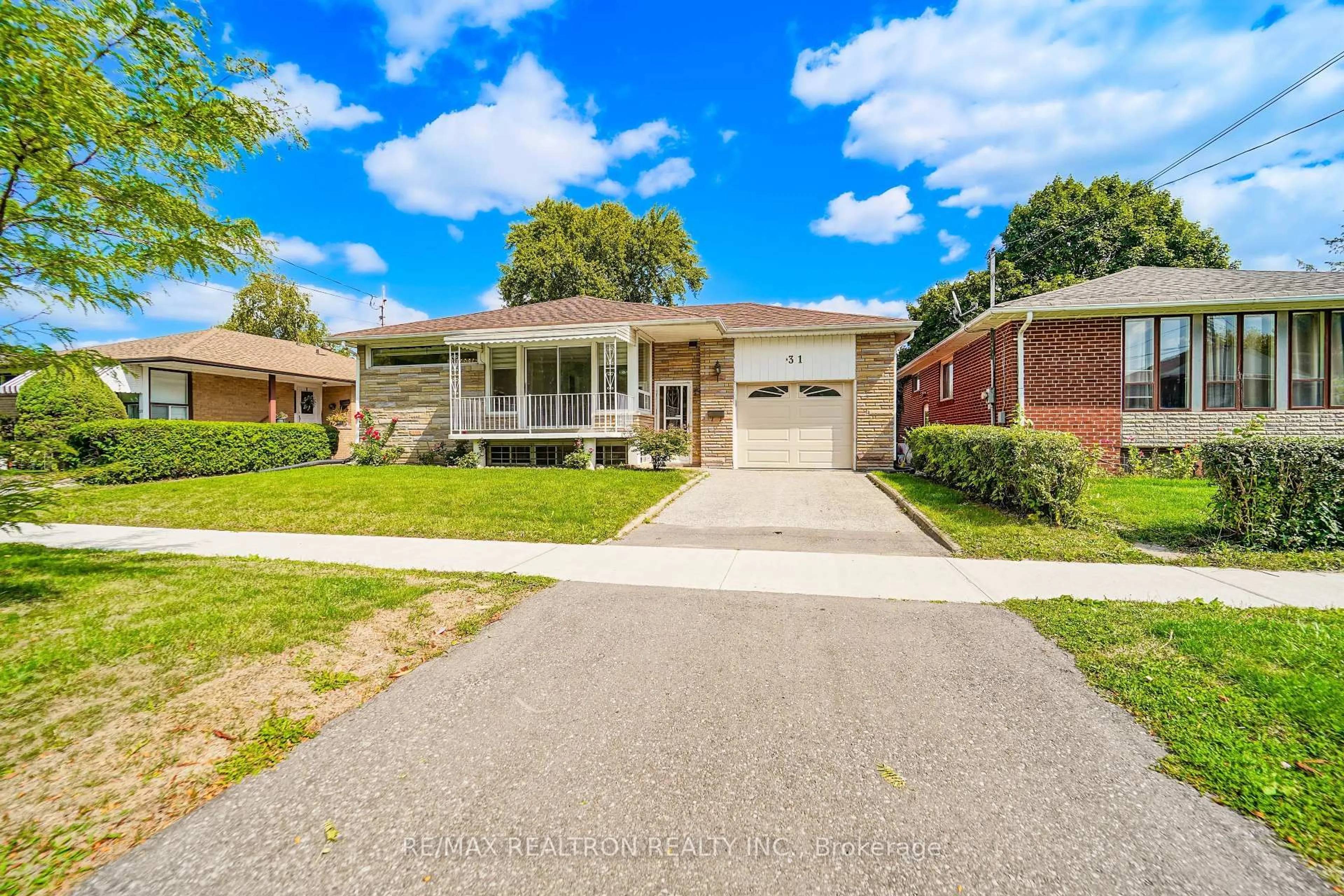 Home with brick exterior material, street for 31 Tedford Dr, Toronto Ontario M1R 1M2