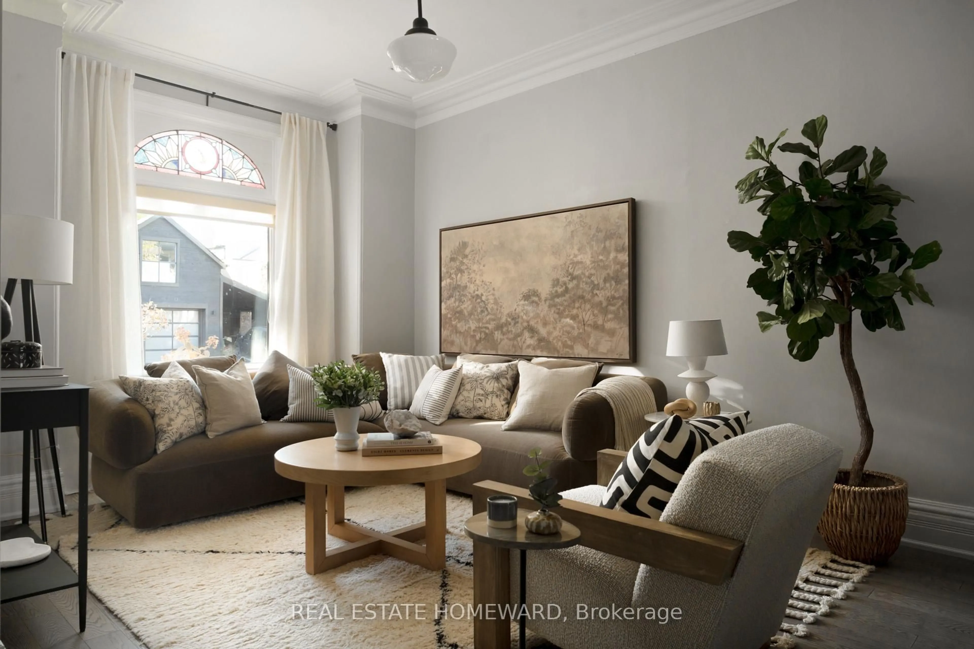 Living room with furniture, unknown for 122 Simpson Ave, Toronto Ontario M4K 1A3