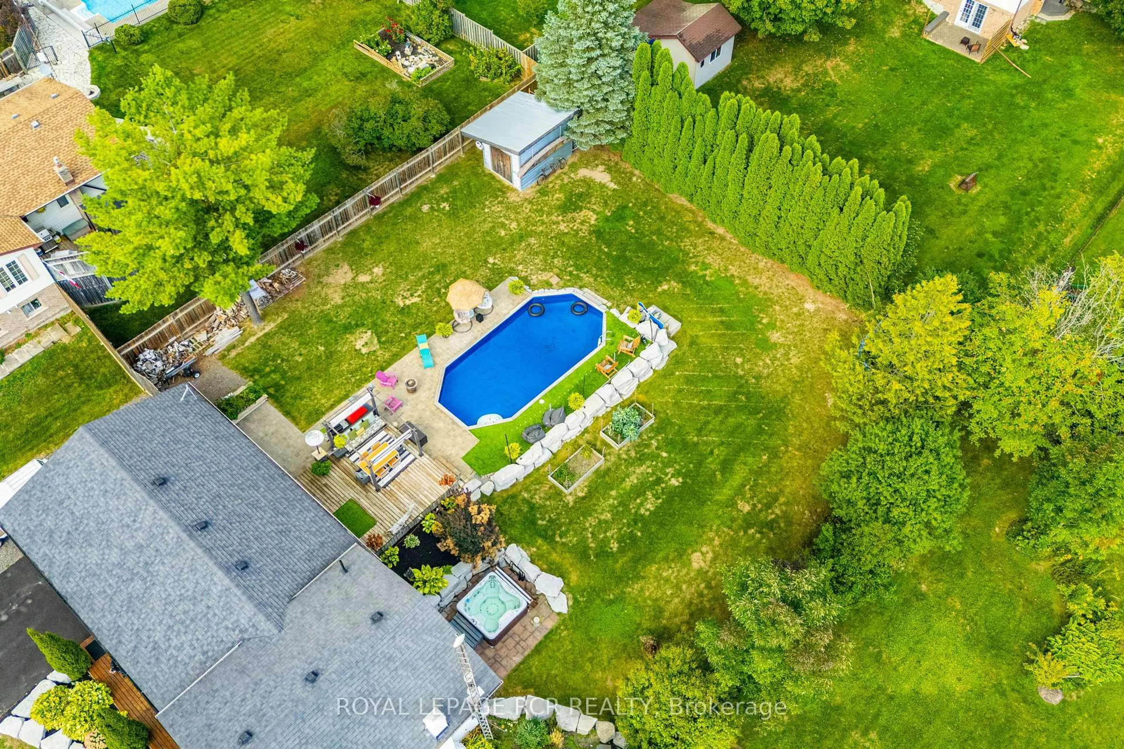 A pic from outside/outdoor area/front of a property/back of a property/a pic from drone, water/lake/river/ocean view for 9 Ianson Dr, Scugog Ontario L0C 1B0