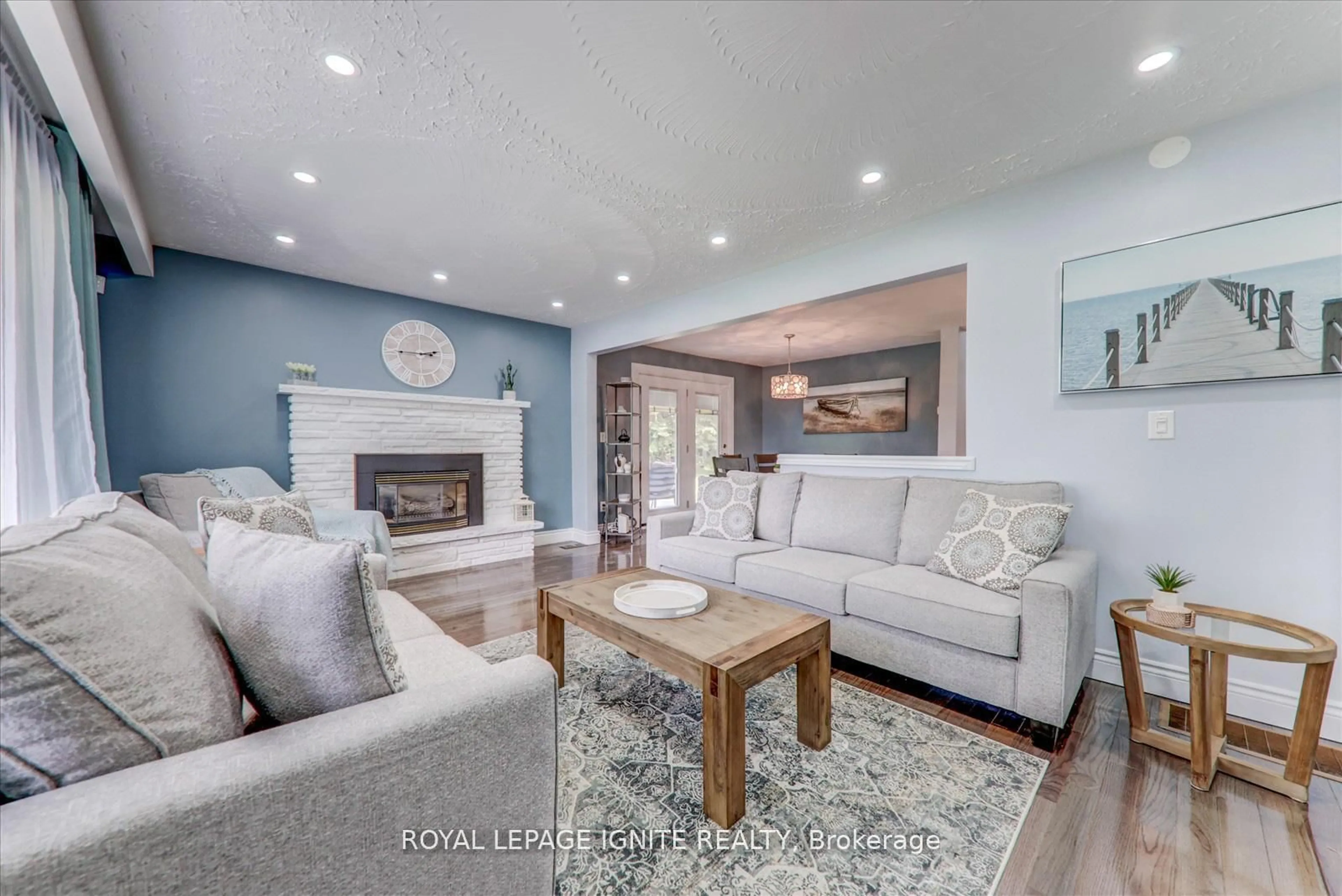 Living room with furniture, unknown for 4409 Hill St, Clarington Ontario L0A 1J0