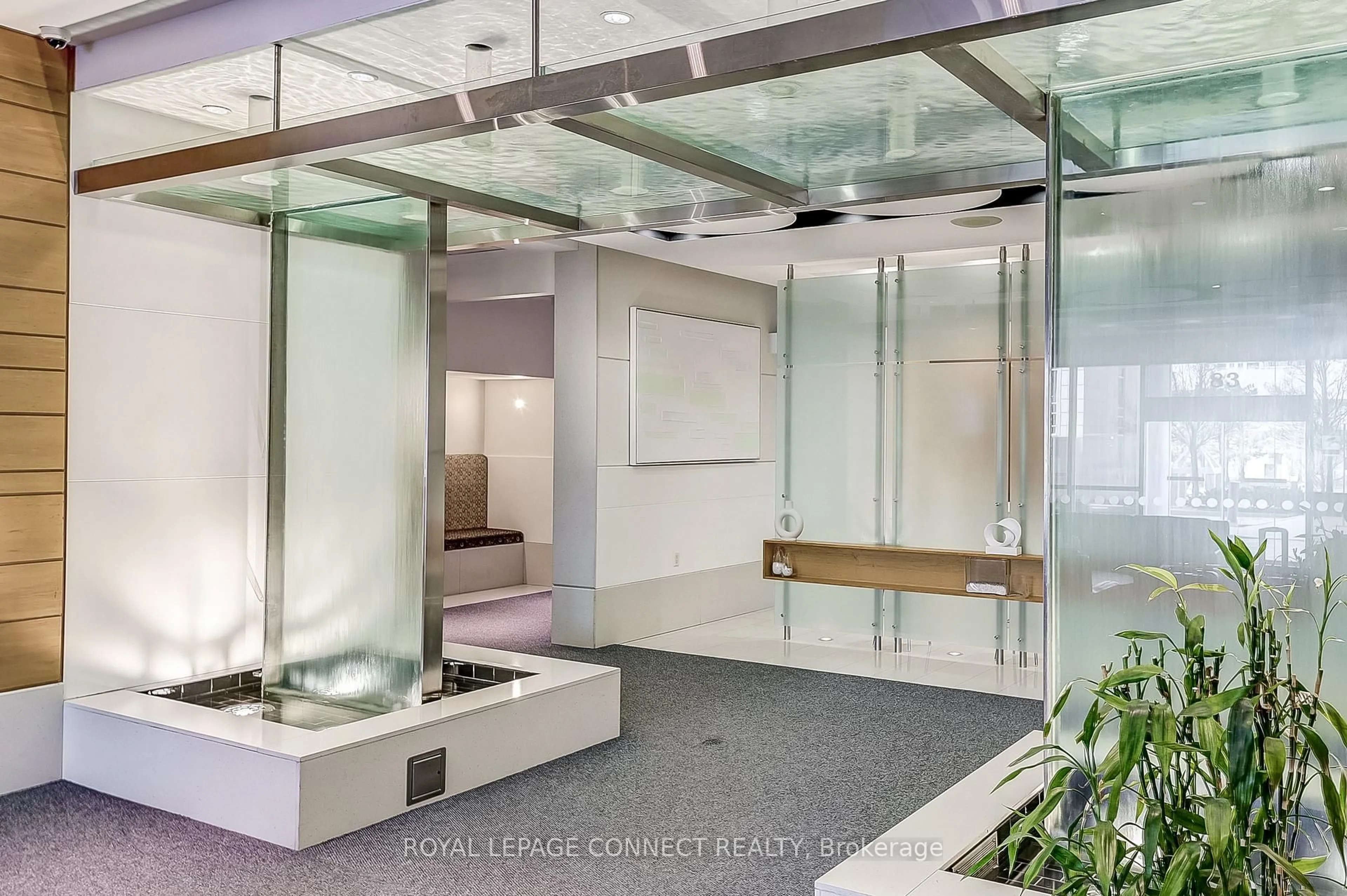 Indoor foyer for 83 Borough Dr #514, Toronto Ontario M1P 5E4