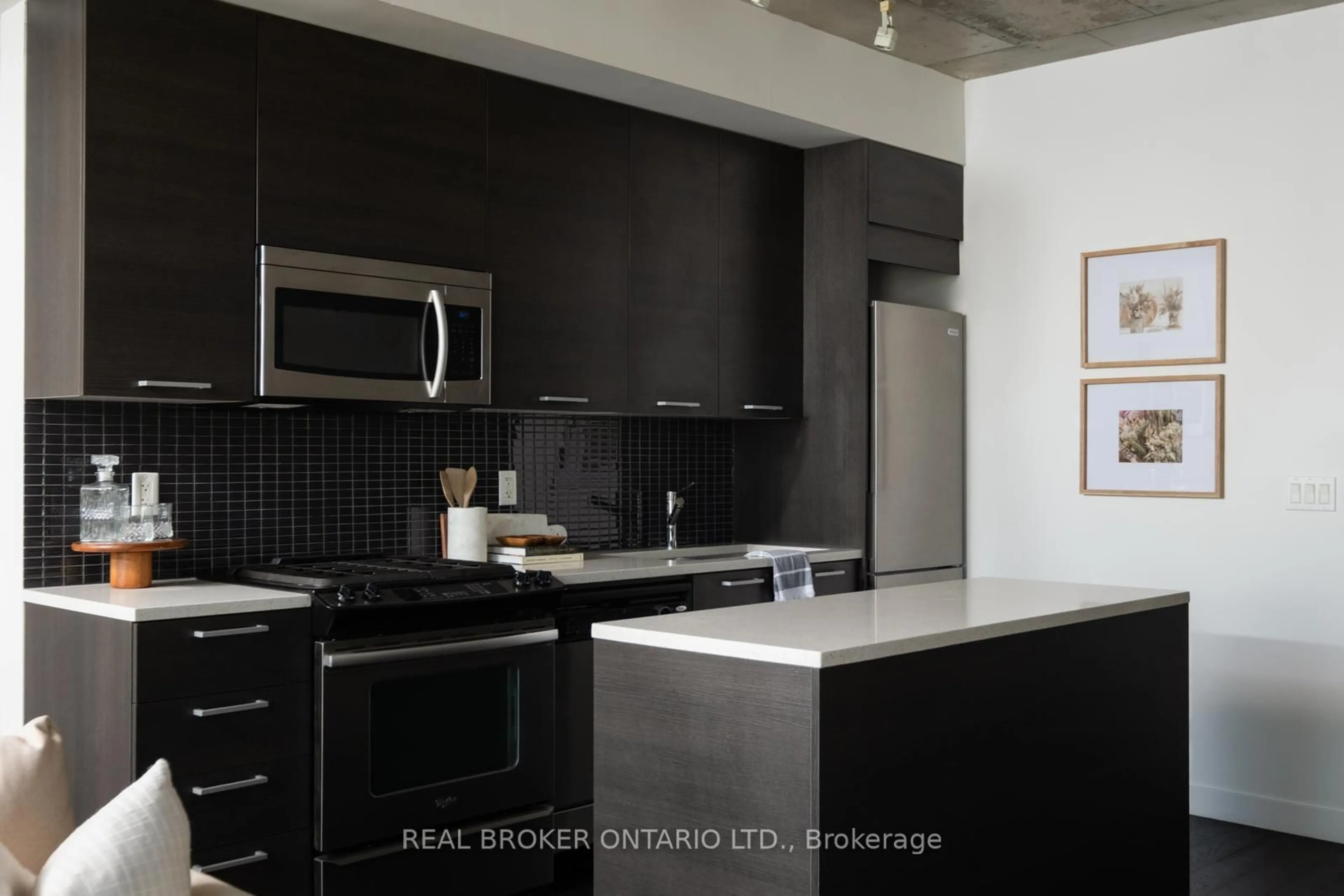Standard kitchen, unknown for 90 Broadview Ave #202, Toronto Ontario M4M 0A7