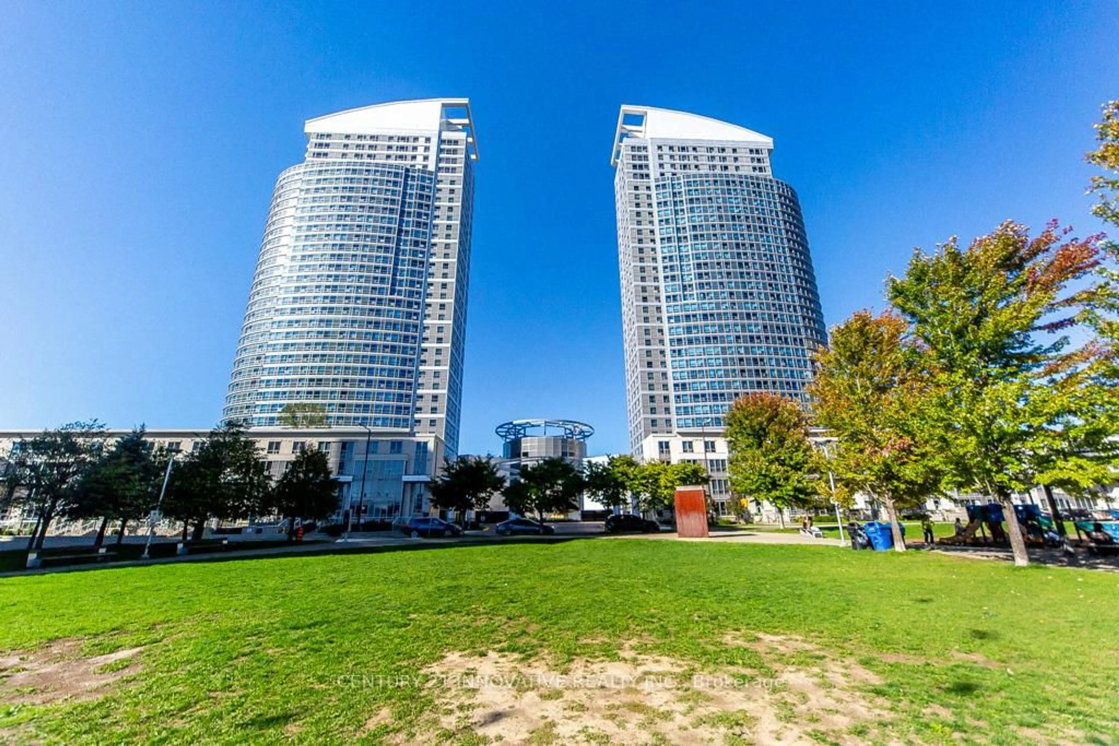 A pic from outside/outdoor area/front of a property/back of a property/a pic from drone, city buildings view from balcony for 38 Lee Centre Dr #2303, Toronto Ontario M1H 3J7