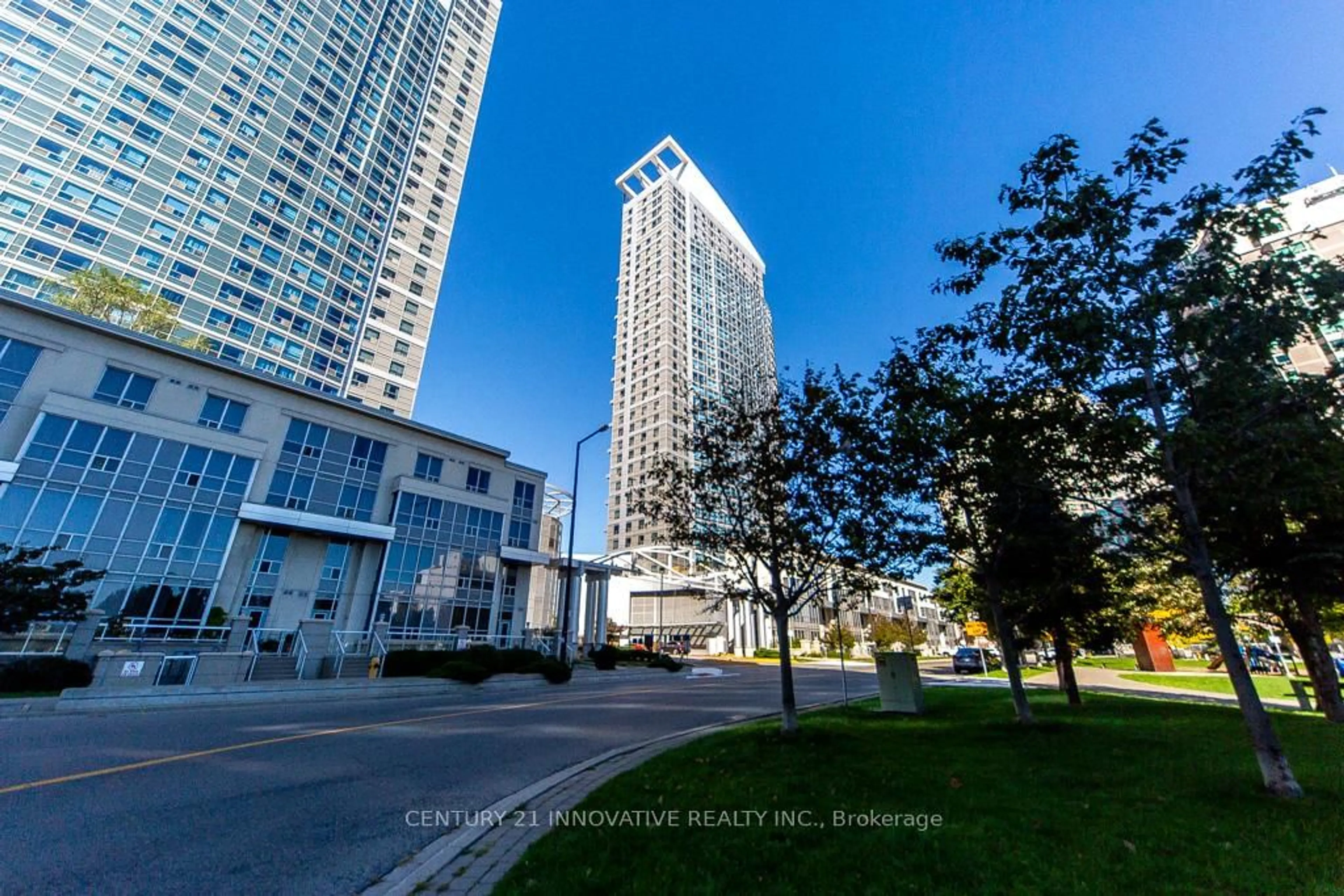 Unknown for 38 Lee Centre Dr #2303, Toronto Ontario M1H 3J7