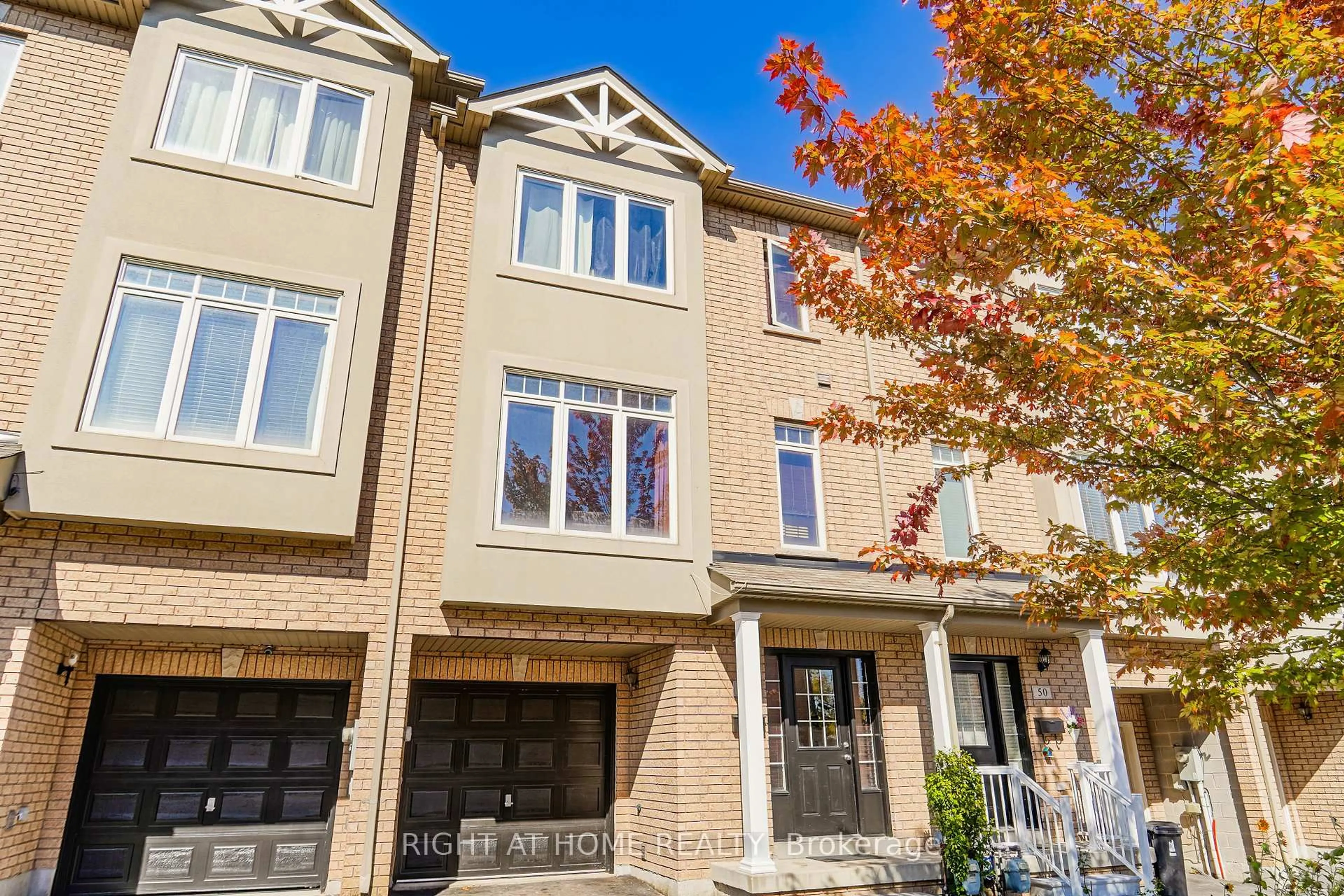 Home with brick exterior material, street for 48 Curran Hall Cres, Toronto Ontario M1G 0A2