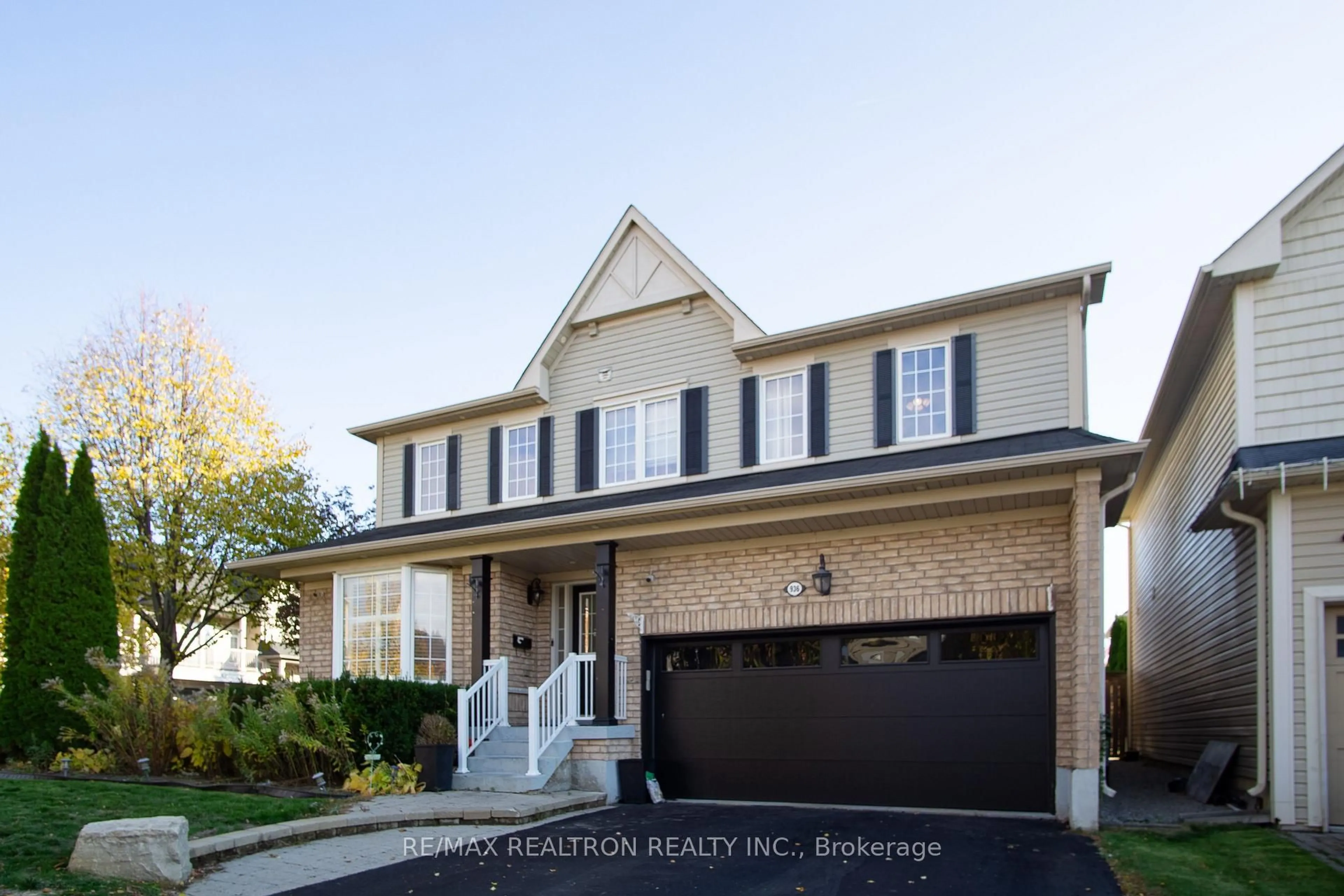 Home with brick exterior material, street for 936 Langford St, Oshawa Ontario L1K 0A4