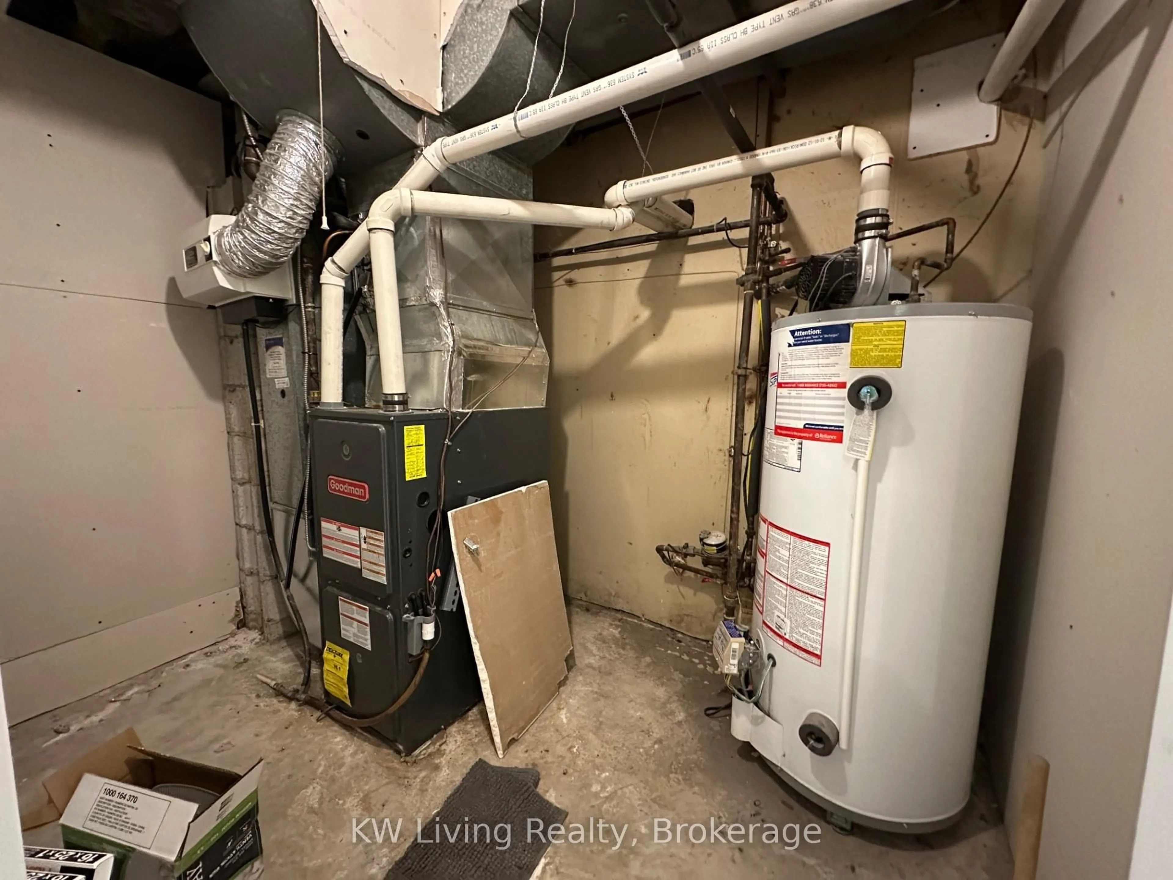 A pic of a room for 782 Liverpool Rd, Pickering Ontario L1W 1S1