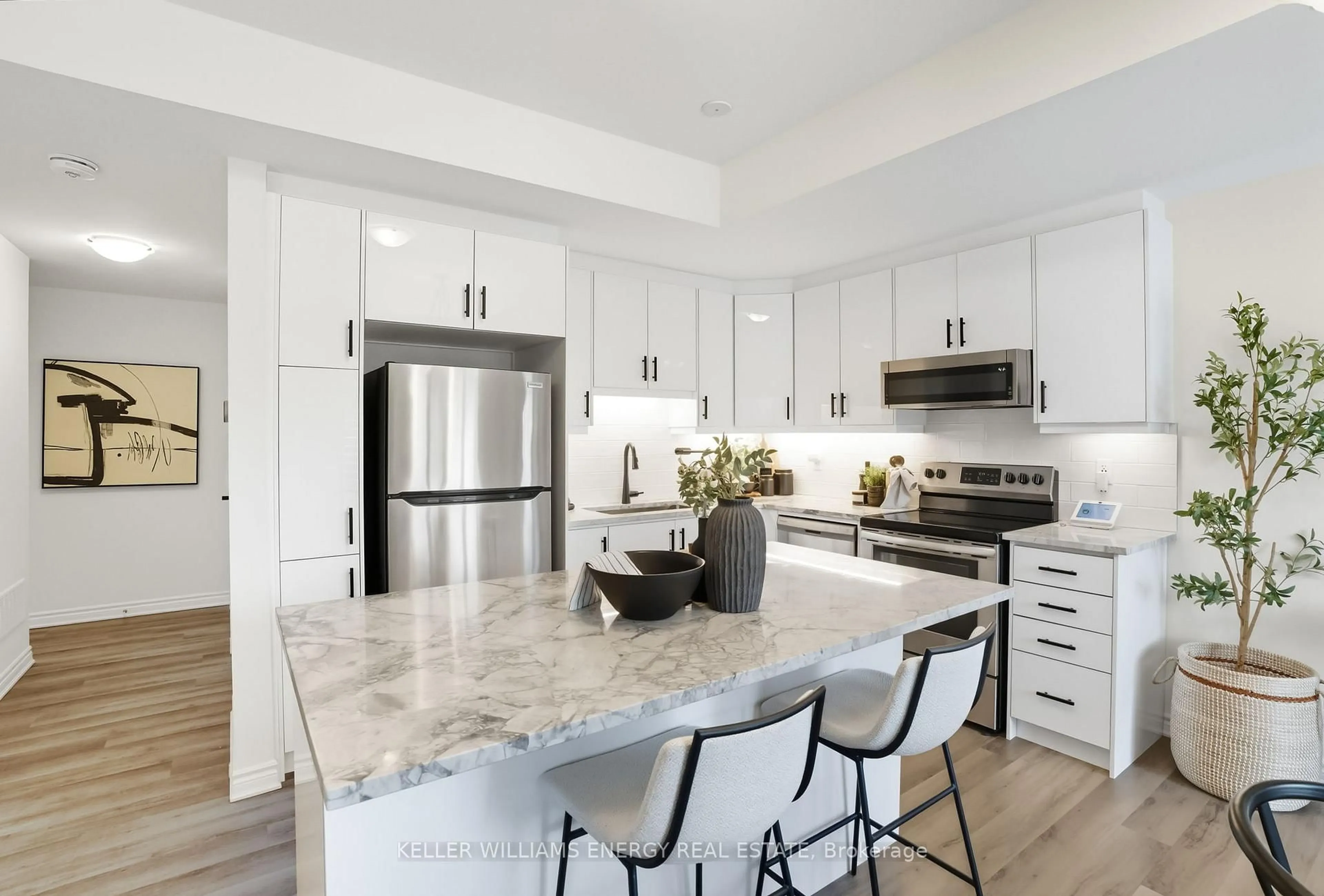 Open concept kitchen, ceramic/tile floor for 1034 Reflection Pl #620, Pickering Ontario L1X 0L1