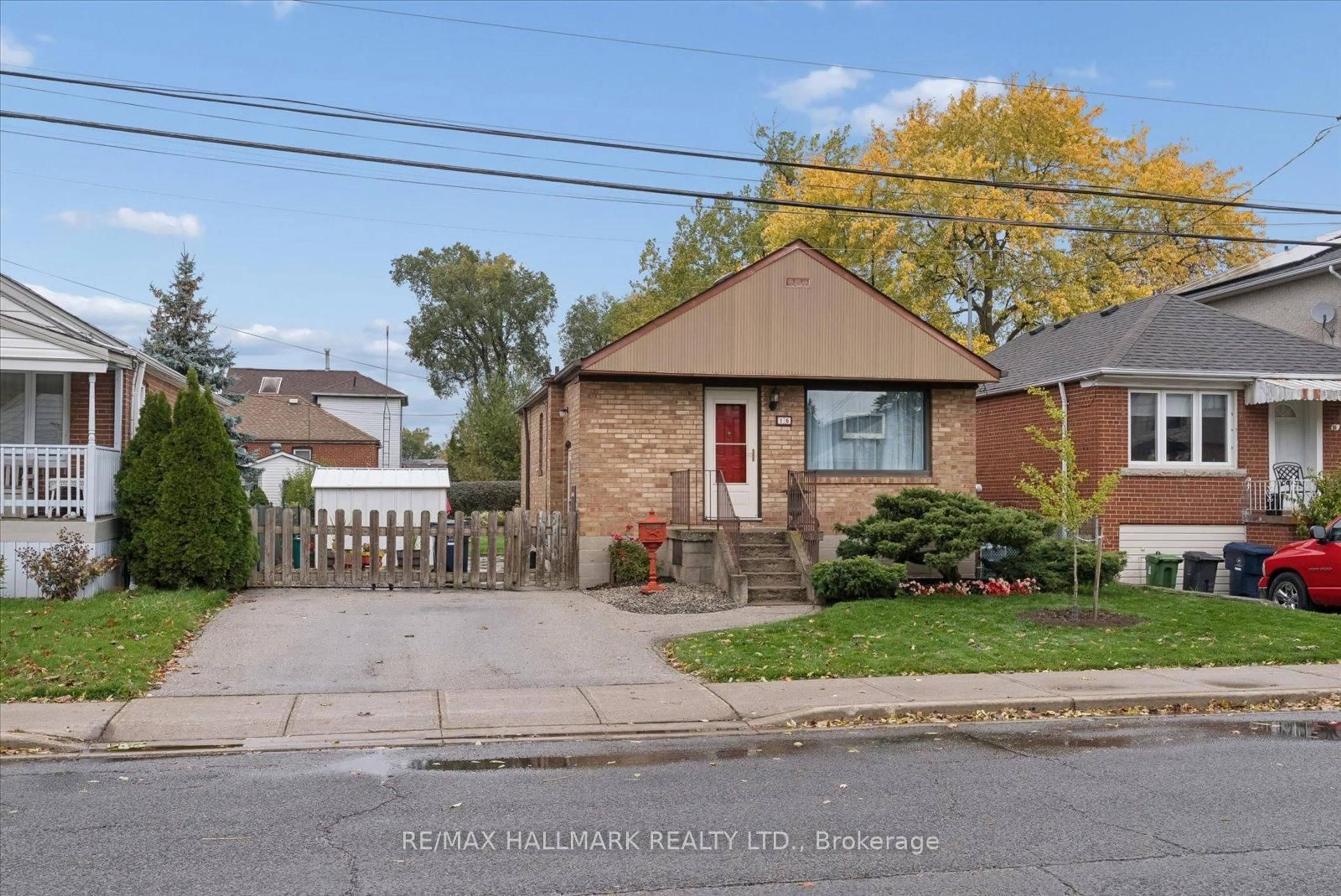Home with brick exterior material, street for 16 Park St, Toronto Ontario M1N 2N2