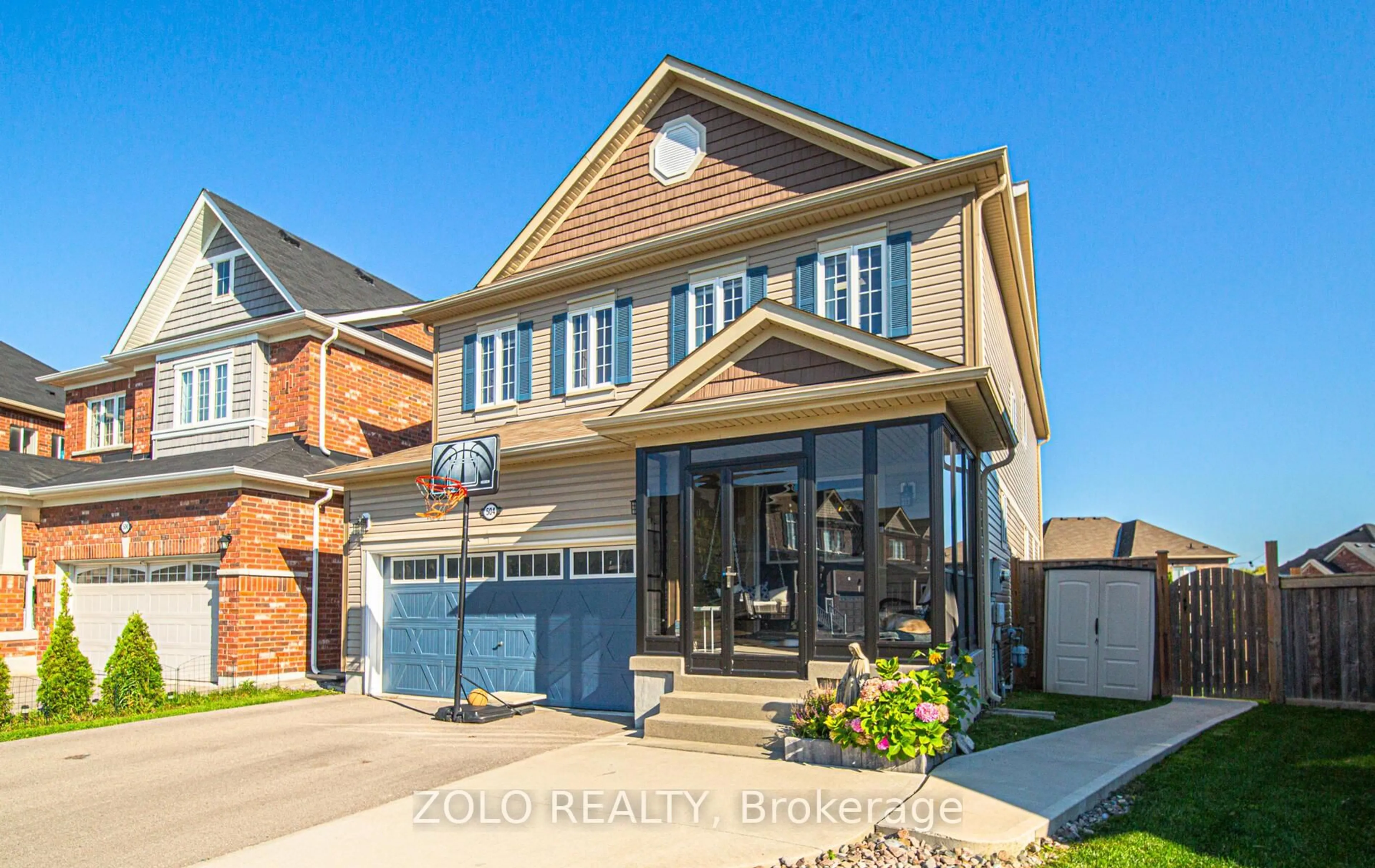 Home with brick exterior material, street for 504 Halo St, Oshawa Ontario L1H 7K4