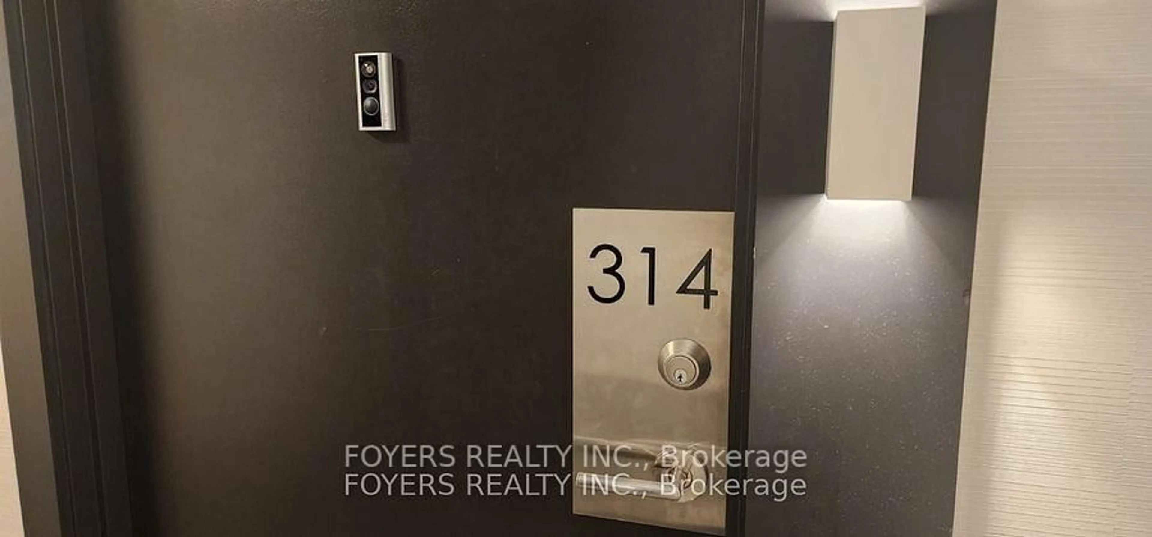 Indoor foyer for 1630 Queen St #314, Toronto Ontario M4L 1G3