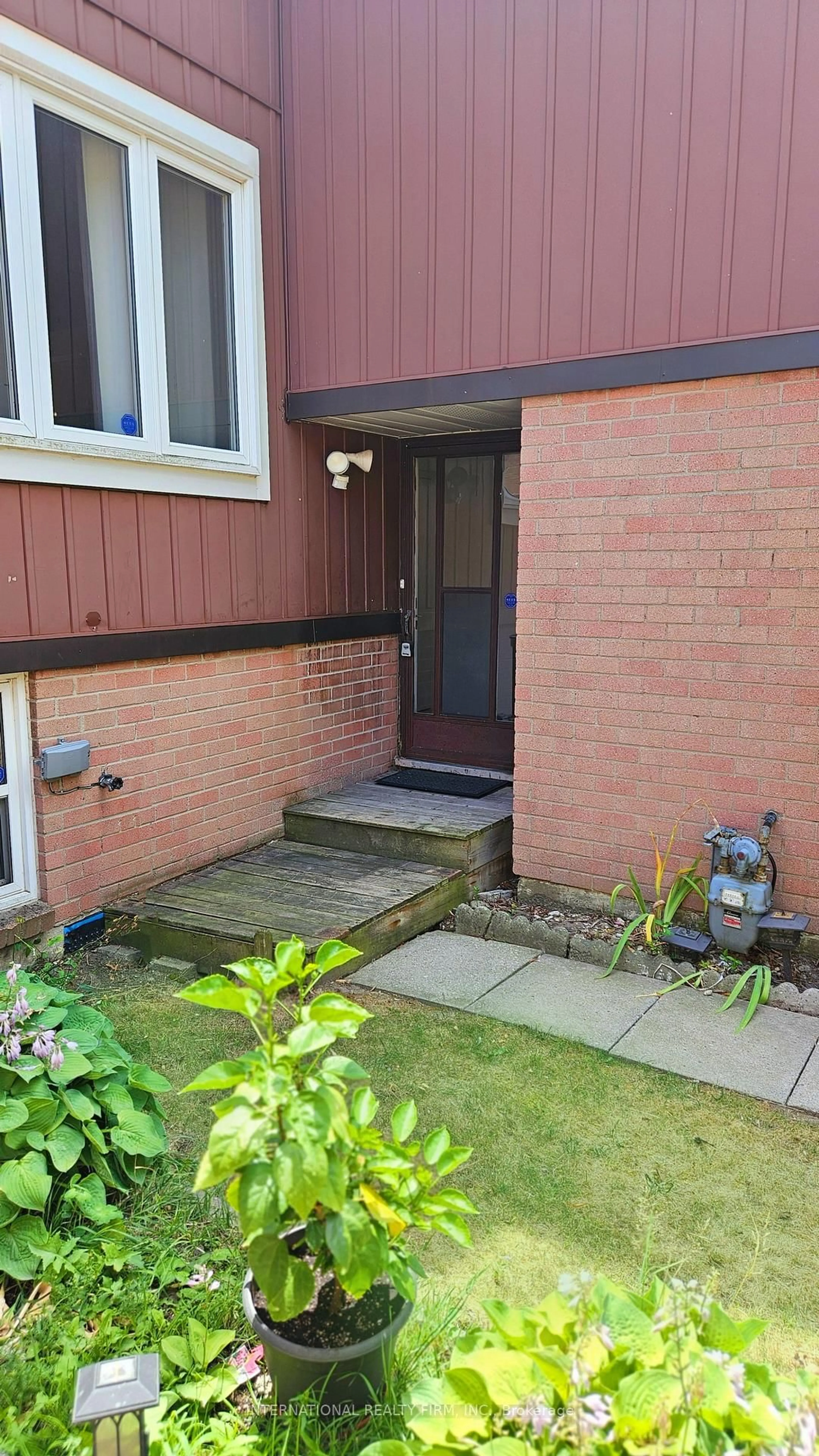 Unknown for 47 Parsell Sq, Toronto Ontario M1B 2A5