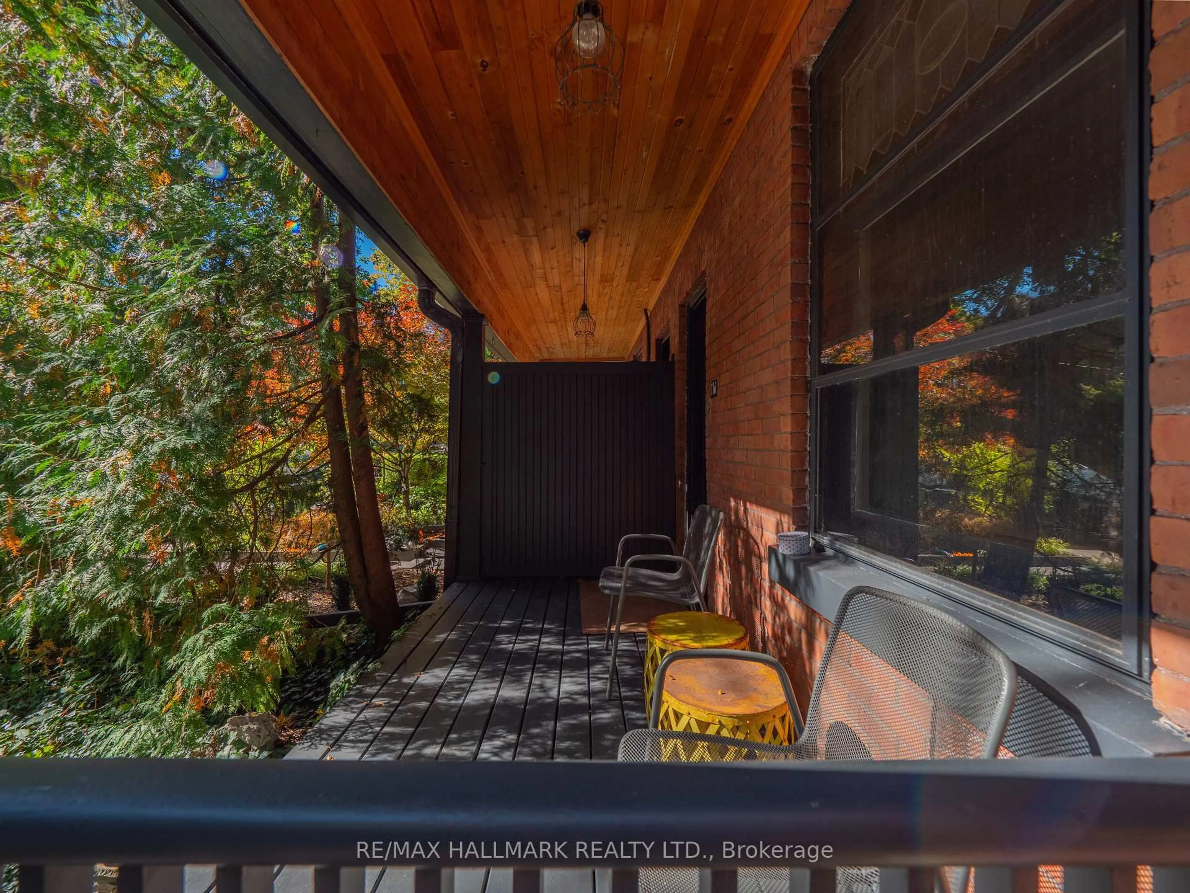 Unknown for 116 Victor Ave, Toronto Ontario M4K 1A8