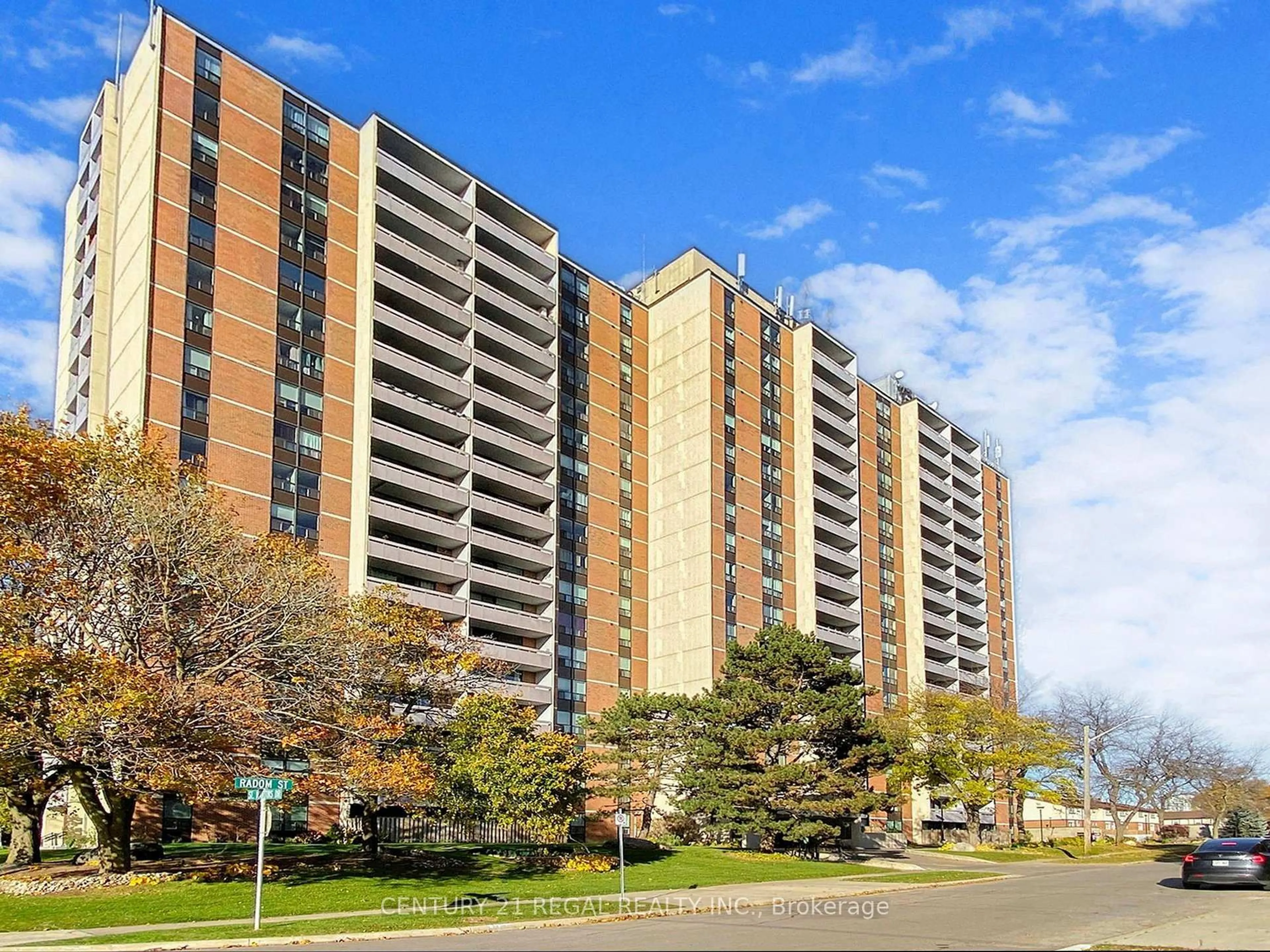 Unknown for 1210 Radom St #108, Pickering Ontario L1W 2Z3