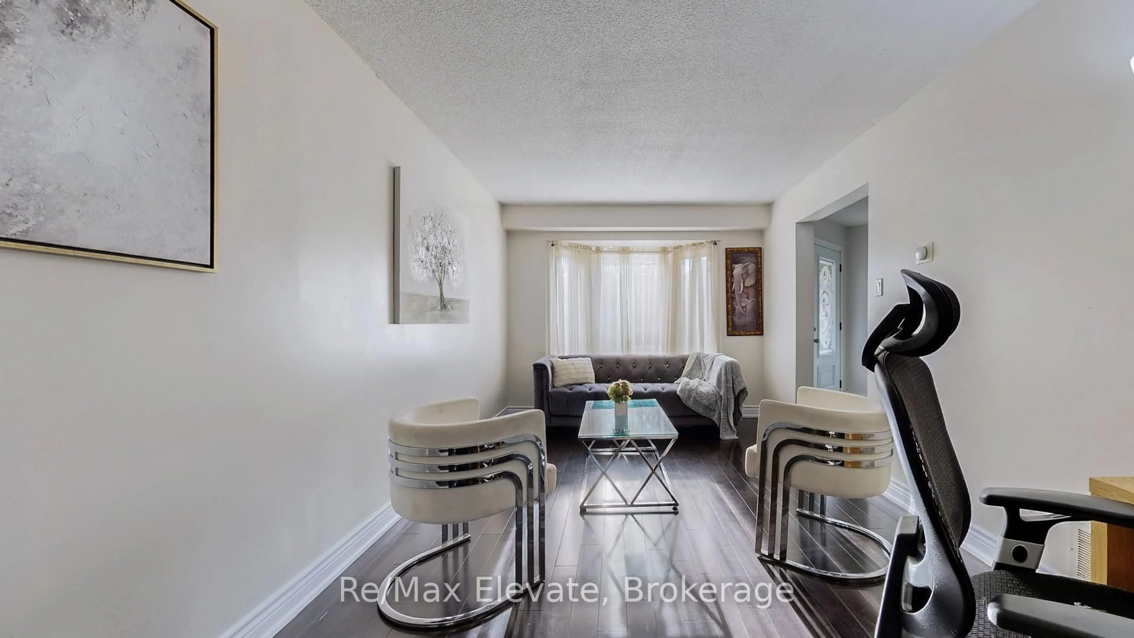 Living room with furniture, unknown for 68 Grover Dr, Toronto Ontario M1C 4V7