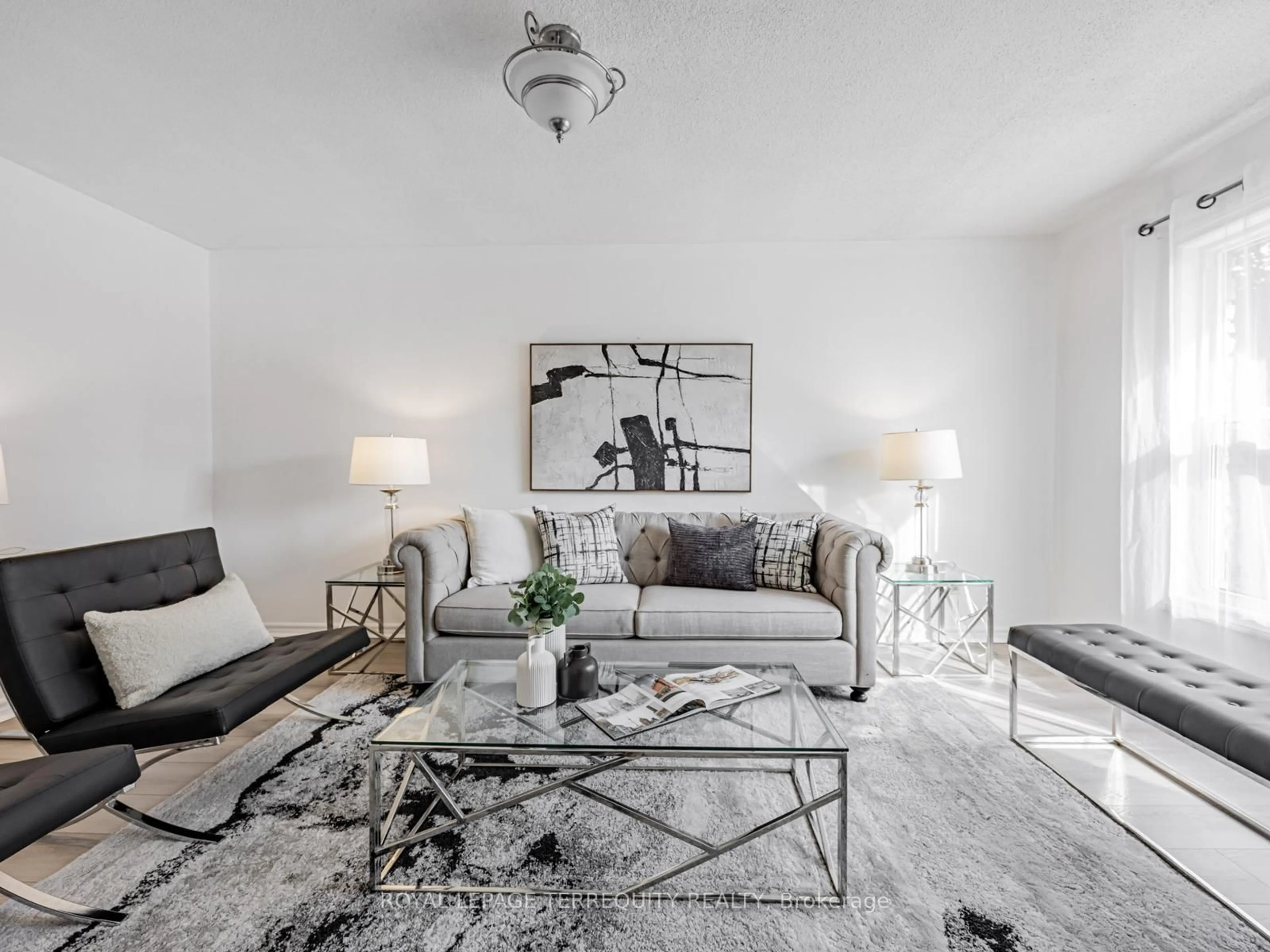 Living room with furniture, unknown for 1858 Shadybrook Dr, Pickering Ontario L1V 3A8