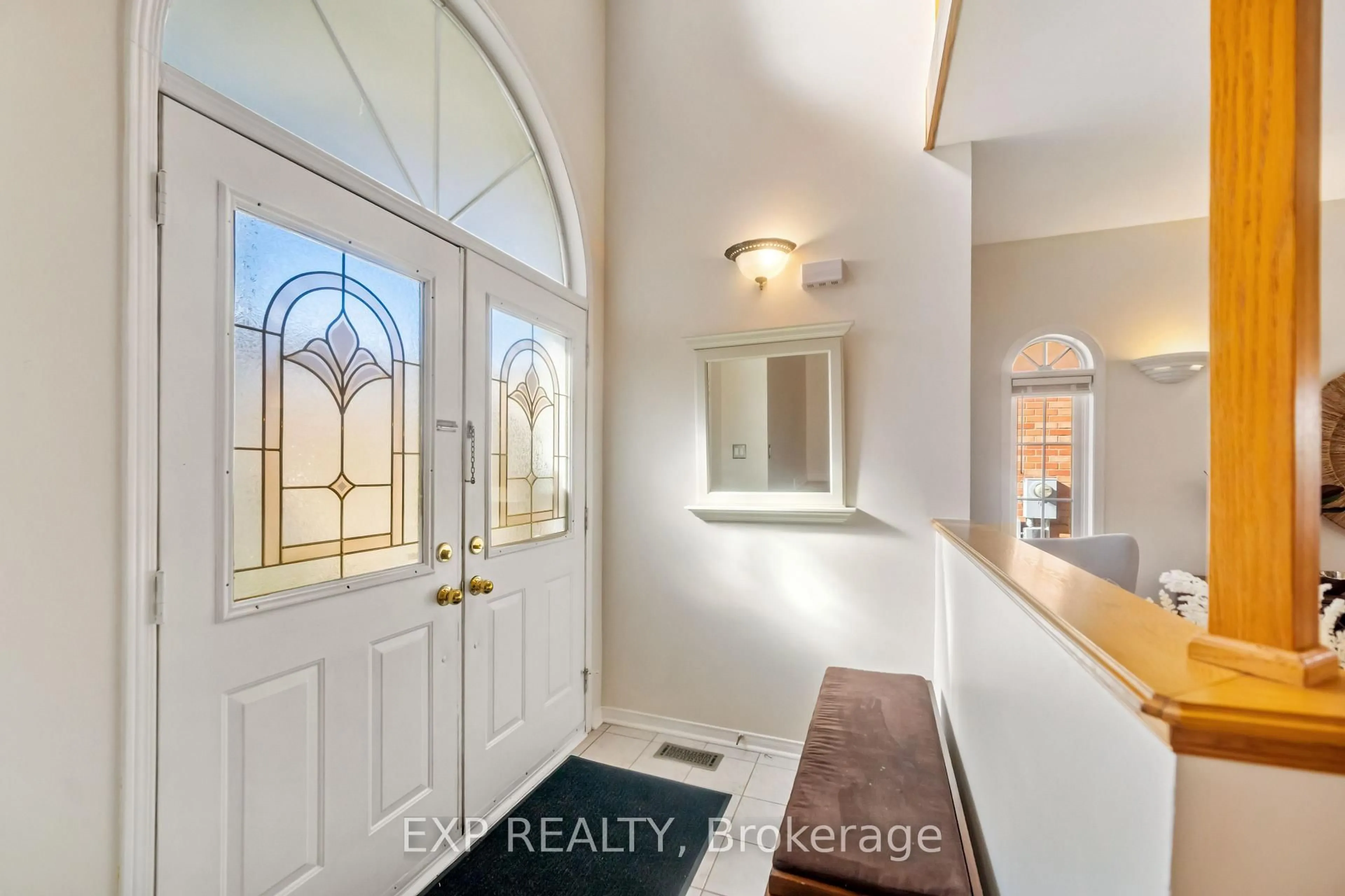 Indoor entryway for 8 Kerrison Dr, Ajax Ontario L1Z 1K1