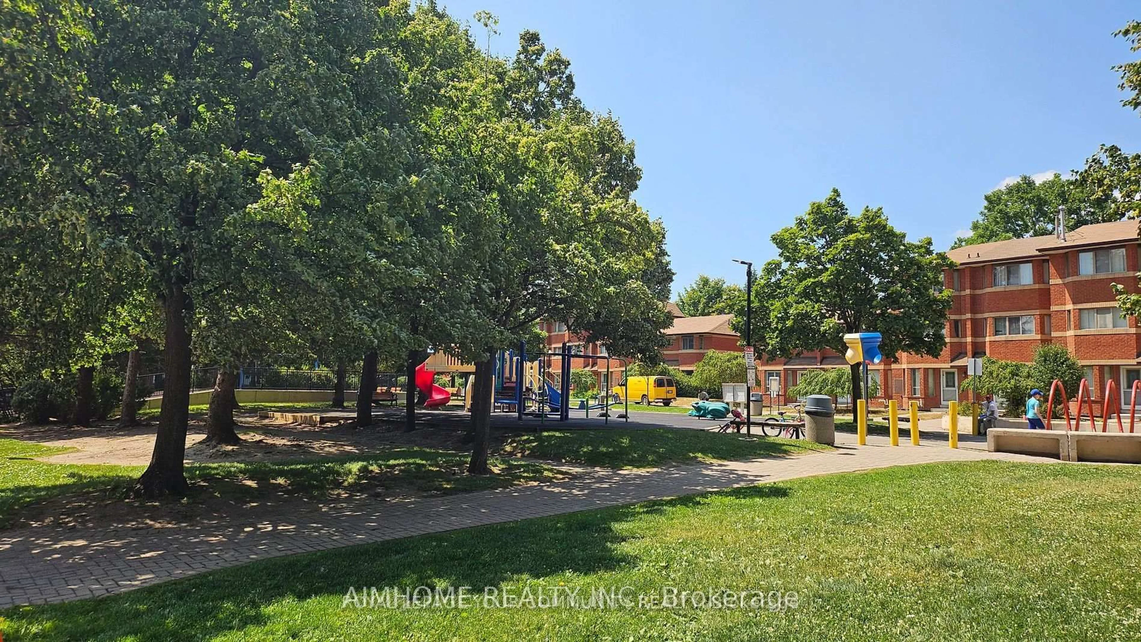 A pic from outside/outdoor area/front of a property/back of a property/a pic from drone, unknown for 2466 Eglinton Ave #1503, Toronto Ontario M1K 5J8