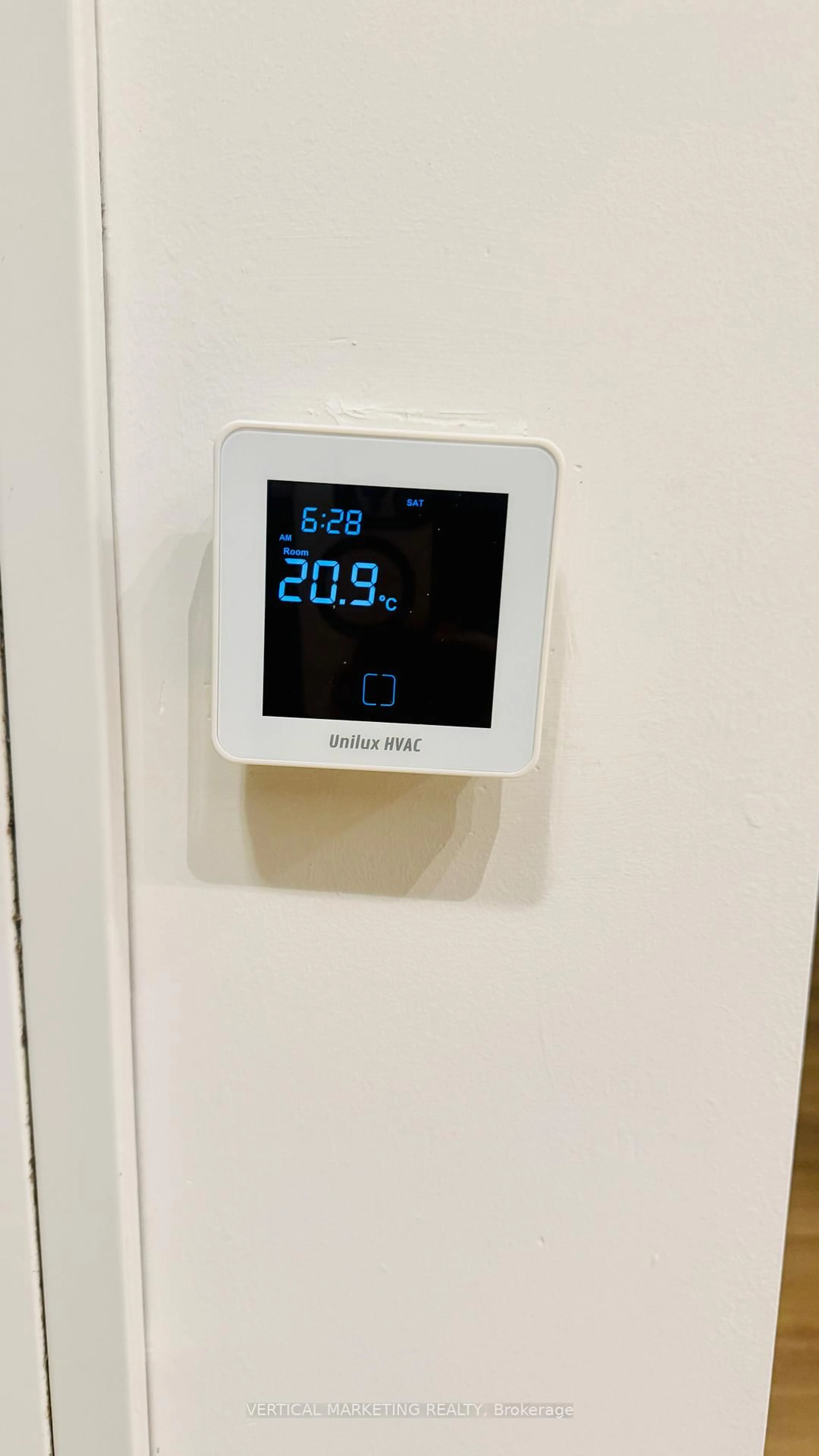 A pic of a room for 10 Meadowglen Pl #602, Toronto Ontario M1G 0A8