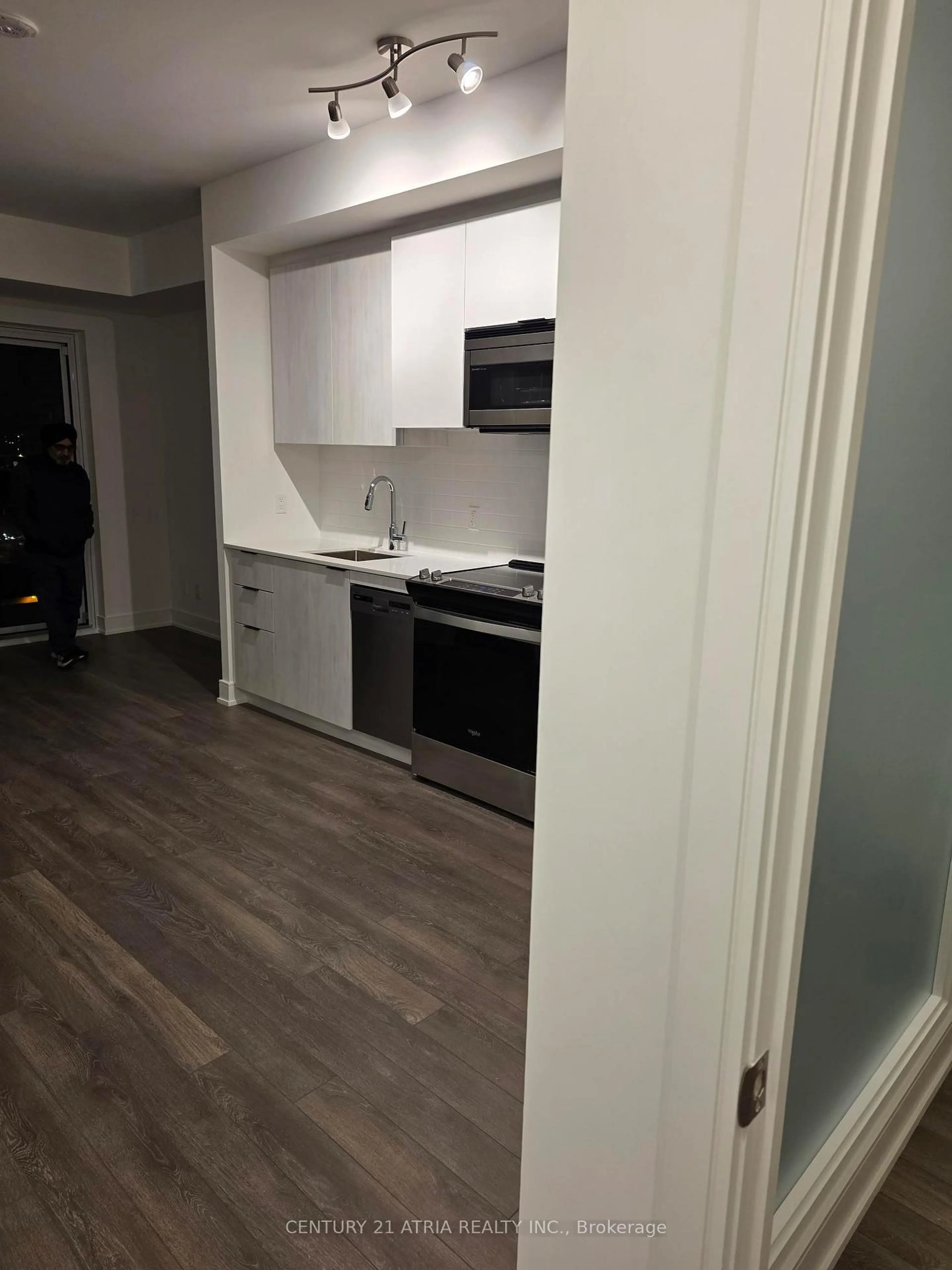 Unknown for 1350 Ellesmere Rd #1015, Toronto Ontario M1P 2X9