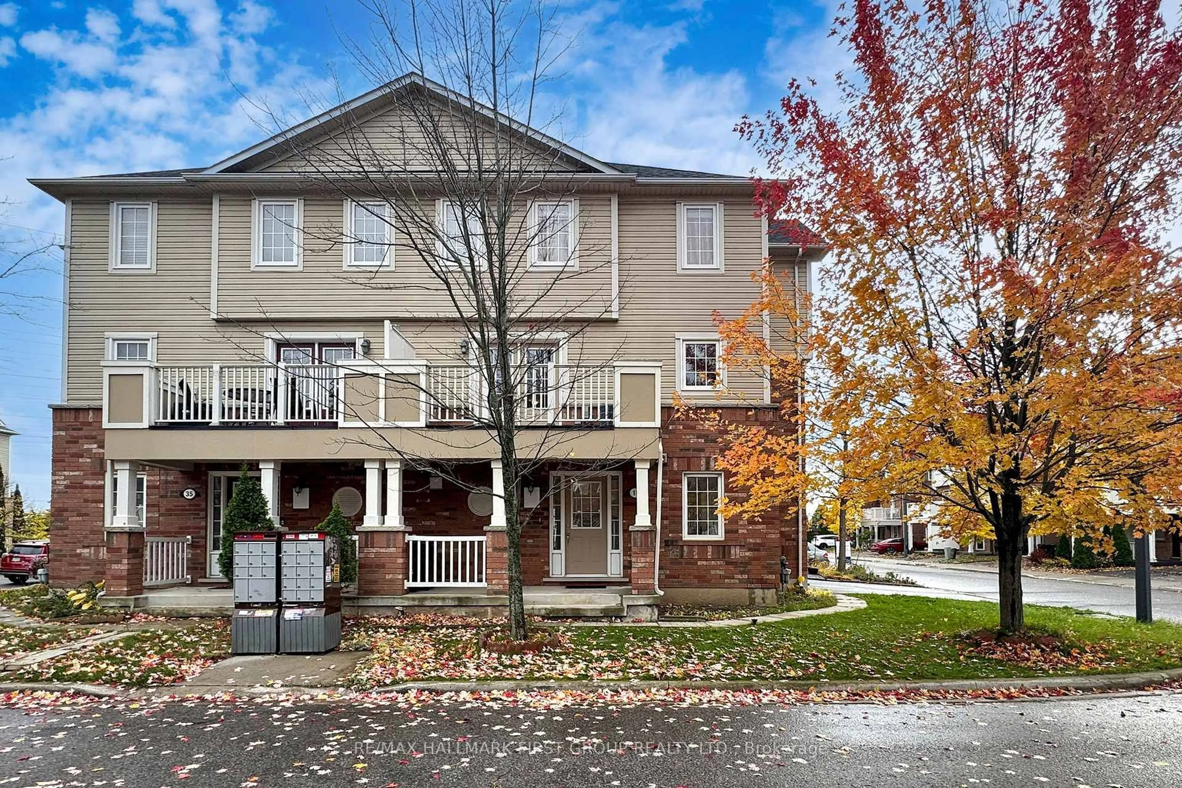 Home with brick exterior material, street for 19 Snowgoose Terr, Toronto Ontario M1B 0A9