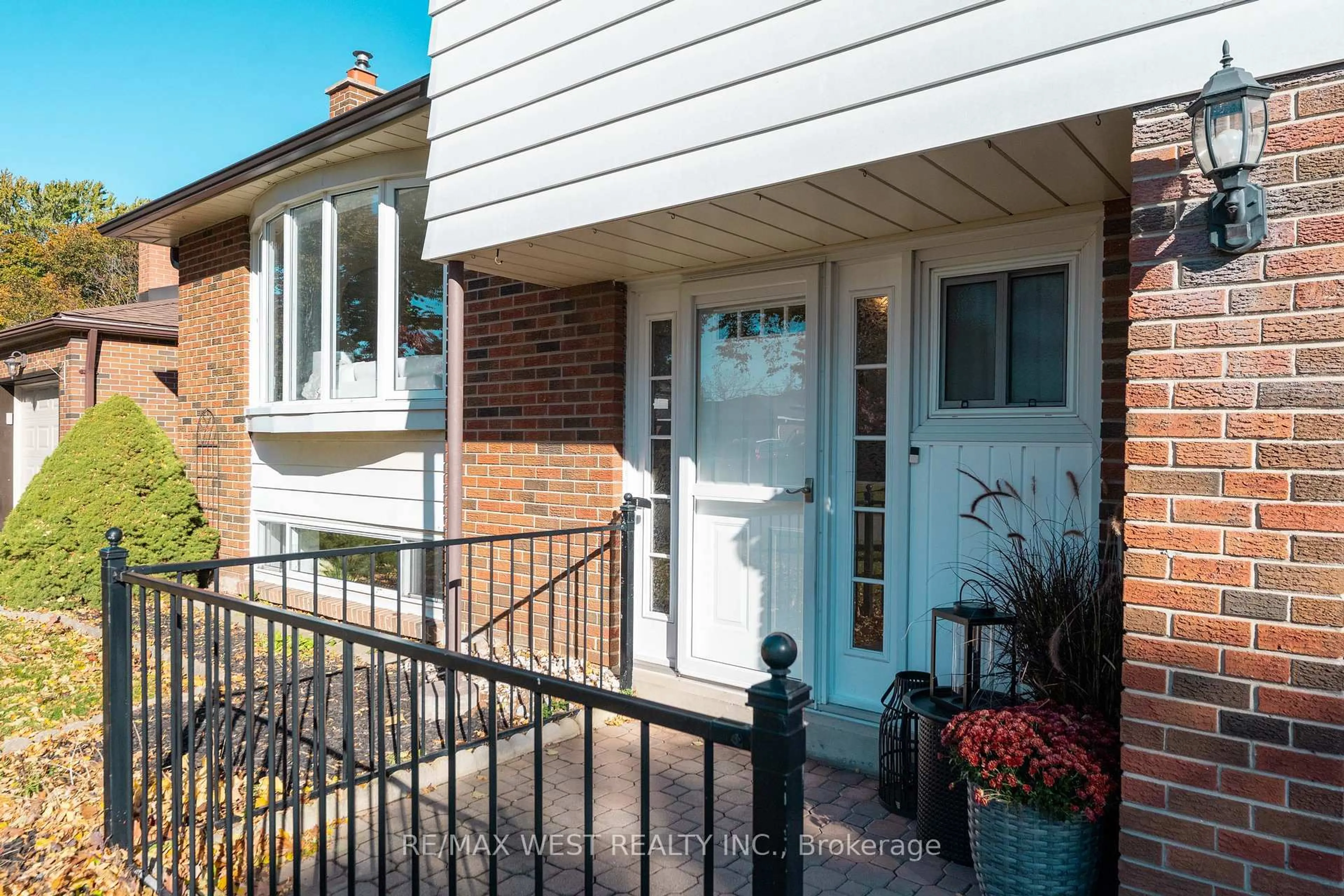 Home with brick exterior material, street for 25 Bryant Rd, Ajax Ontario L1S 2Y5