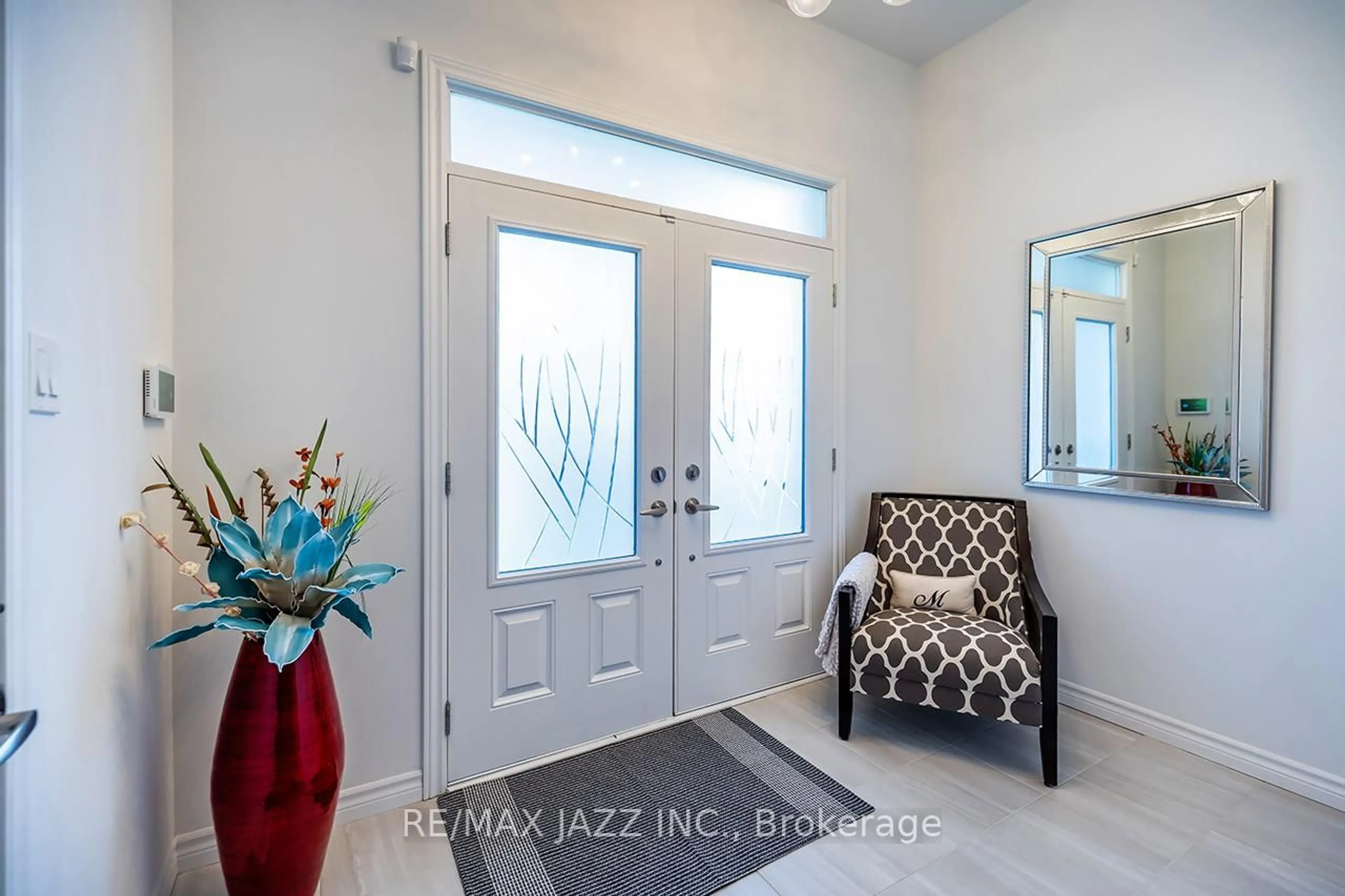 Indoor entryway for 10 Thomas Bird St, Clarington Ontario L1C 7C9