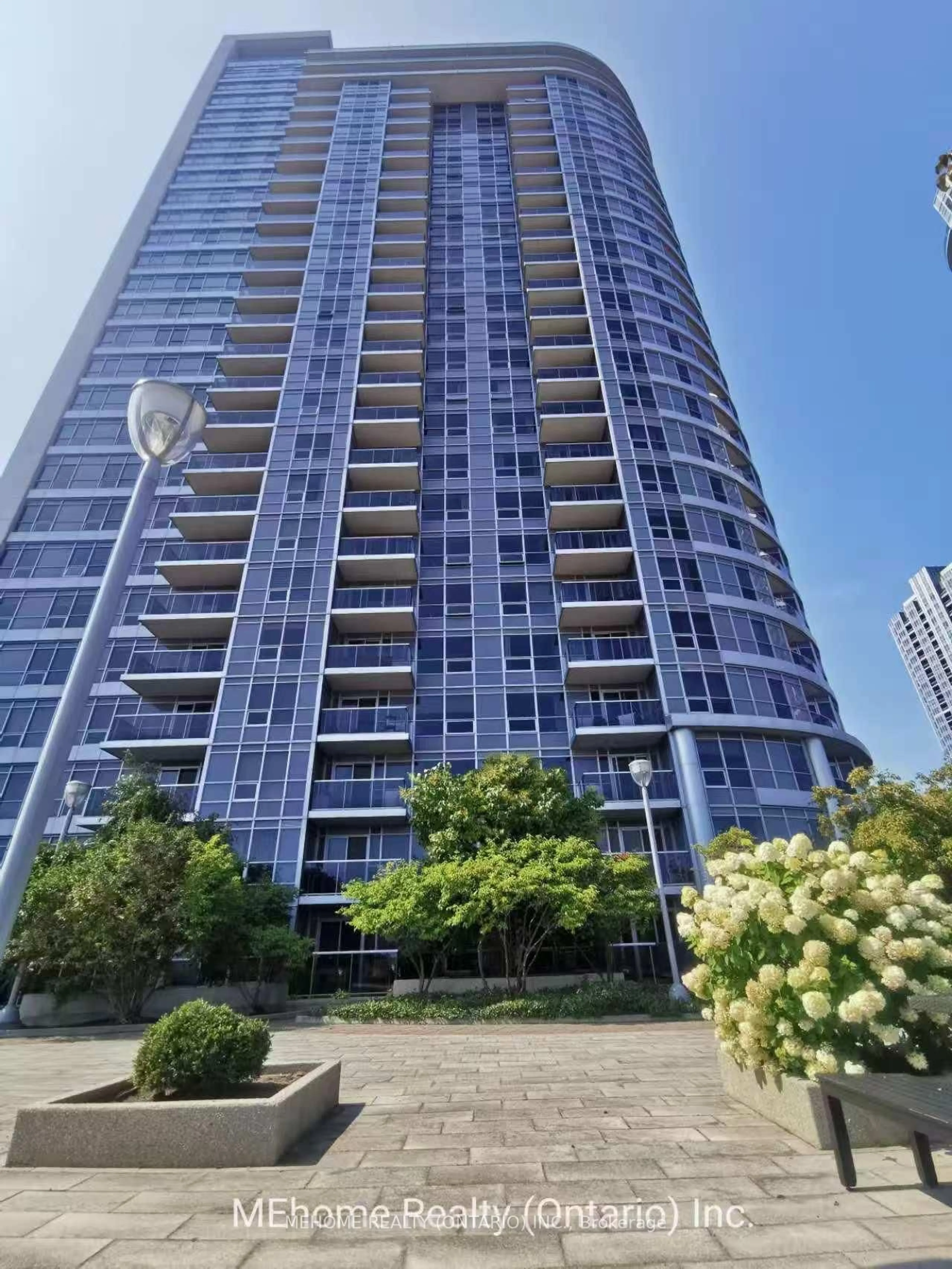 A pic from outside/outdoor area/front of a property/back of a property/a pic from drone, city buildings view from balcony for 151 Village Green Sq #2207, Toronto Ontario M1S 0K5