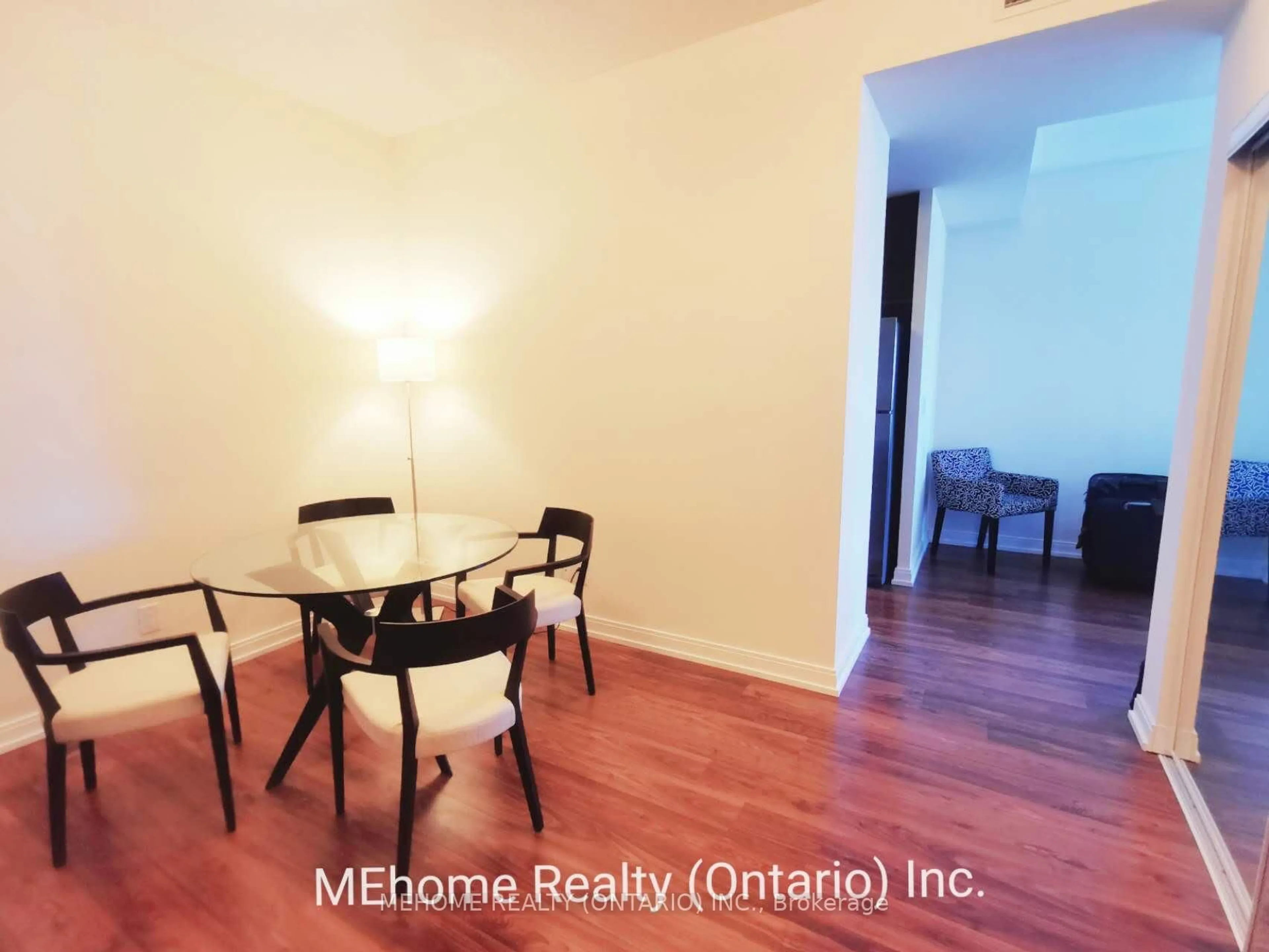 A pic of a room for 151 Village Green Sq #2207, Toronto Ontario M1S 0K5