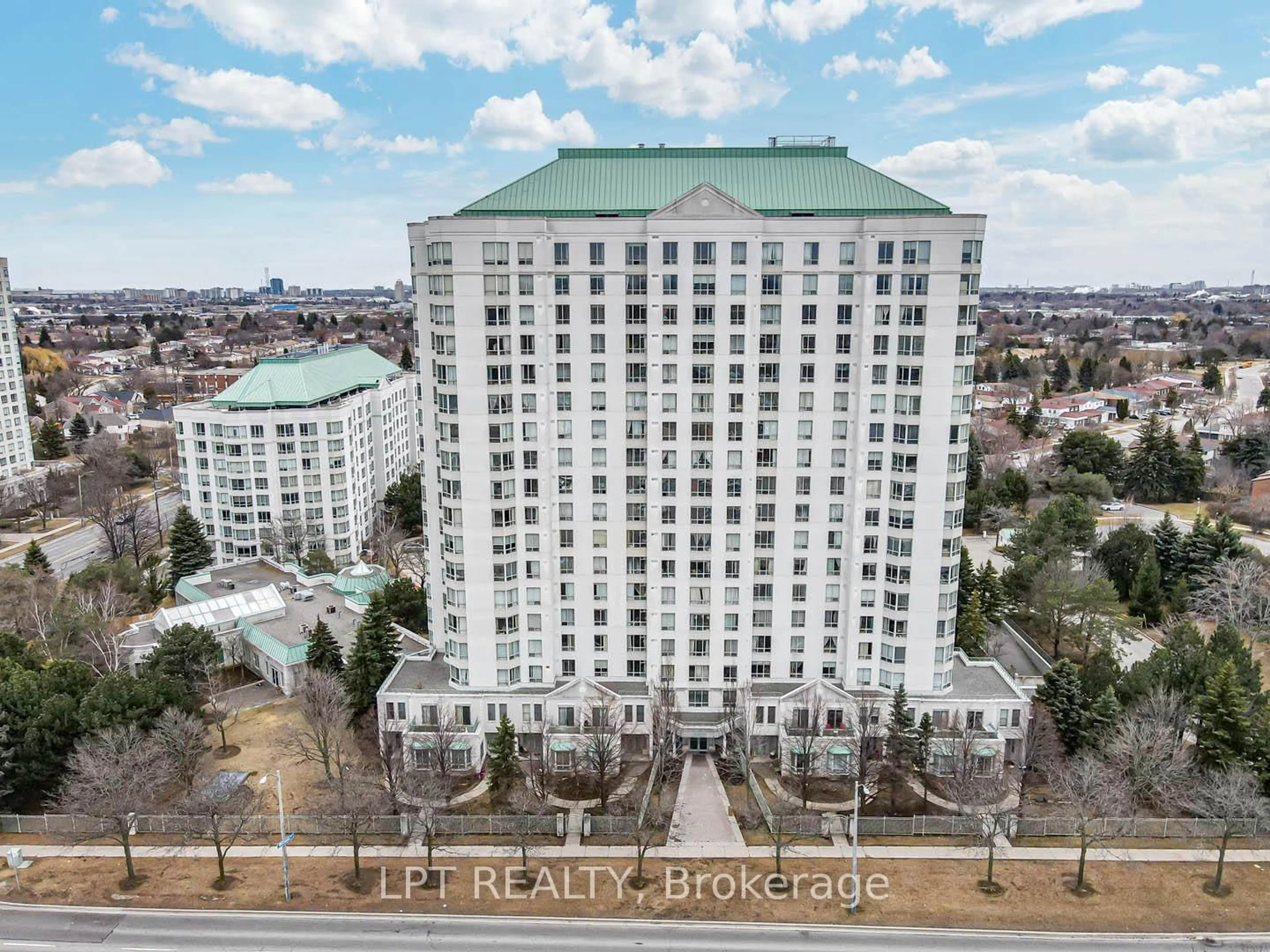 A pic from outside/outdoor area/front of a property/back of a property/a pic from drone, city buildings view from balcony for 5001 Finch Ave #1003, Toronto Ontario M1S 5J9