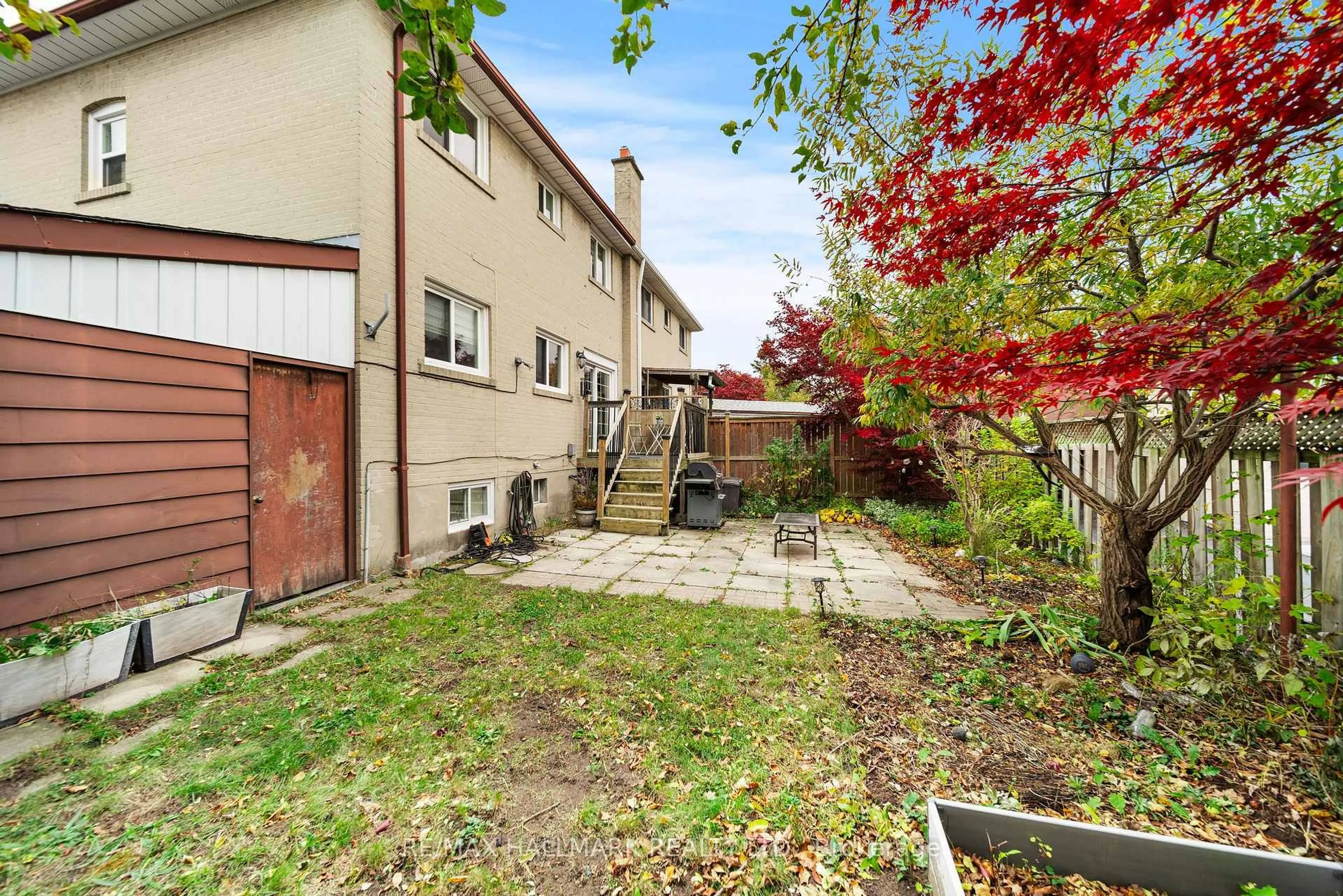 Patio, street for 44 Athenia Crt, Toronto Ontario M1E 2C1