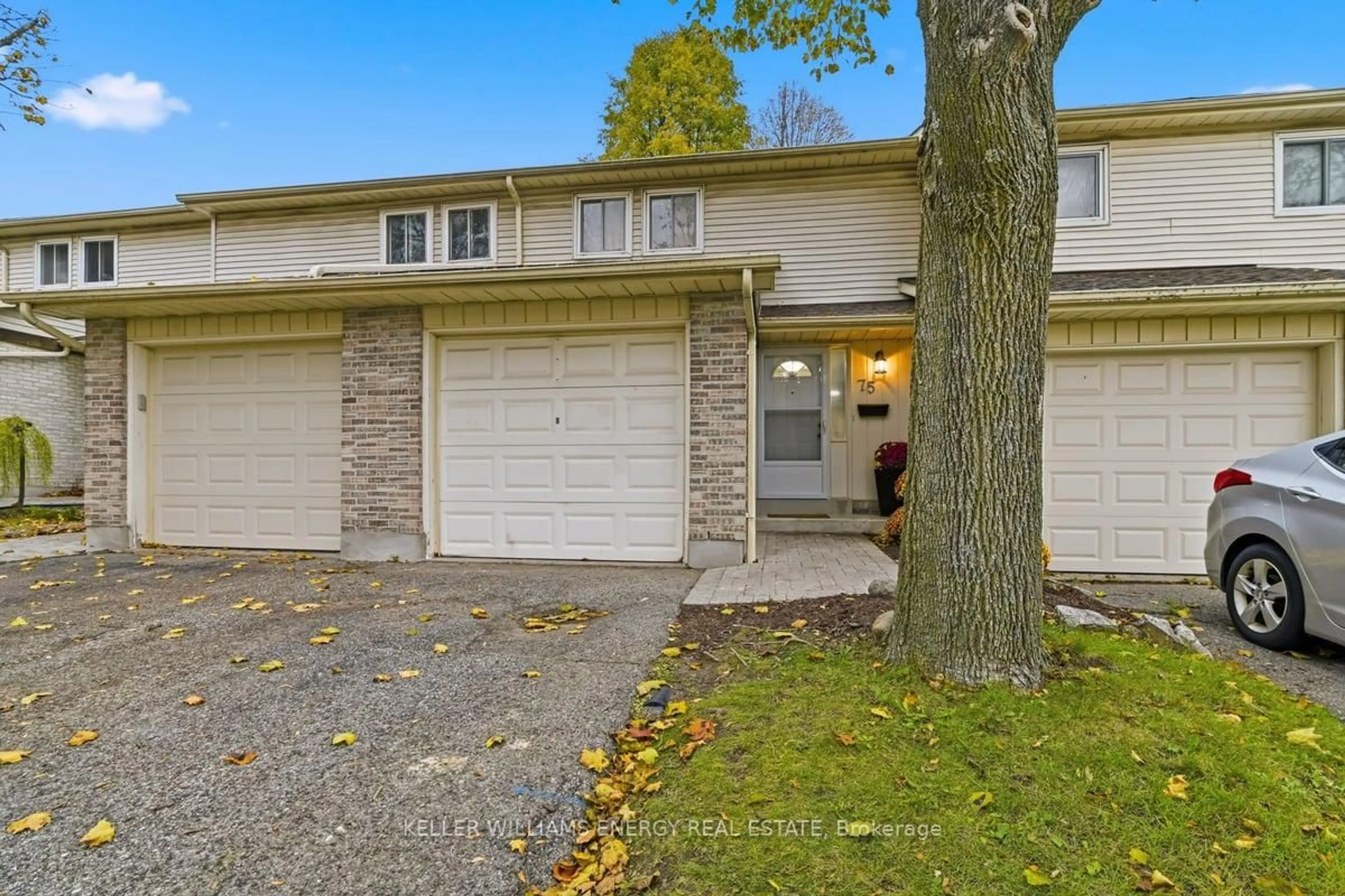 Unknown for 611 Galahad Dr #75, Oshawa Ontario L1K 1M1