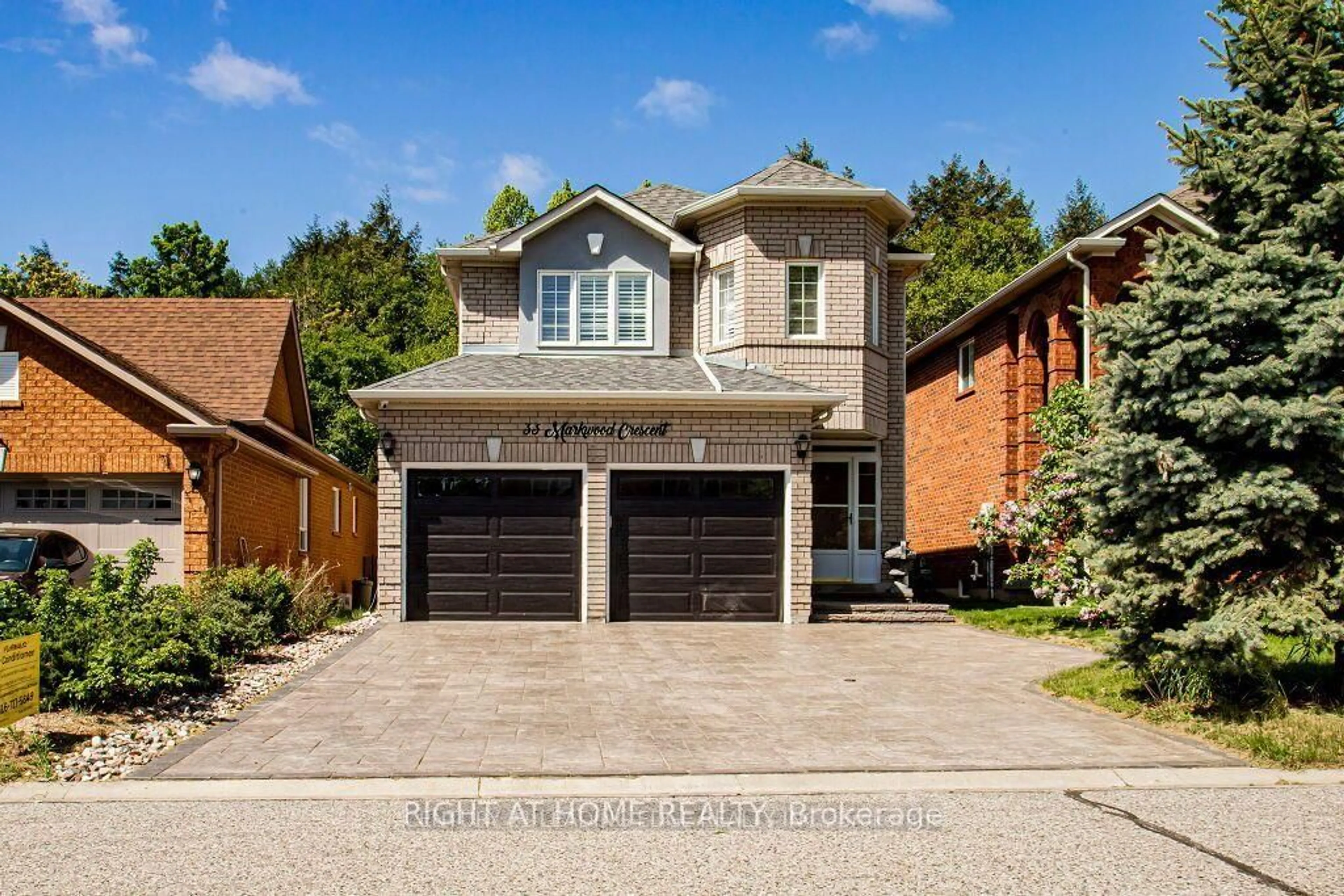 Home with brick exterior material, street for 33 Markwood Cres, Whitby Ontario L1R 2S3