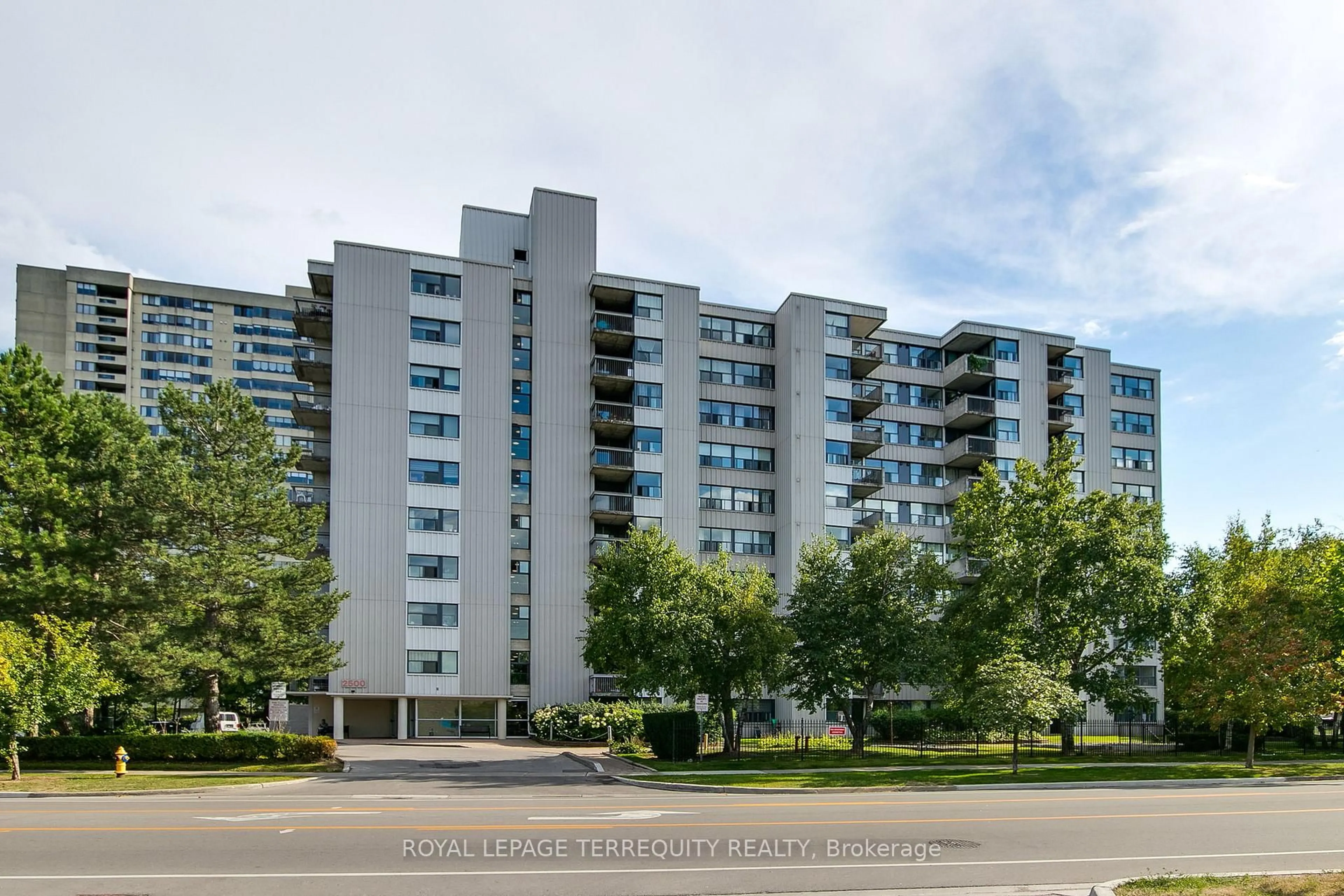 Unknown for 2500 Bridletowne Circ #207, Toronto Ontario M1W 2V6