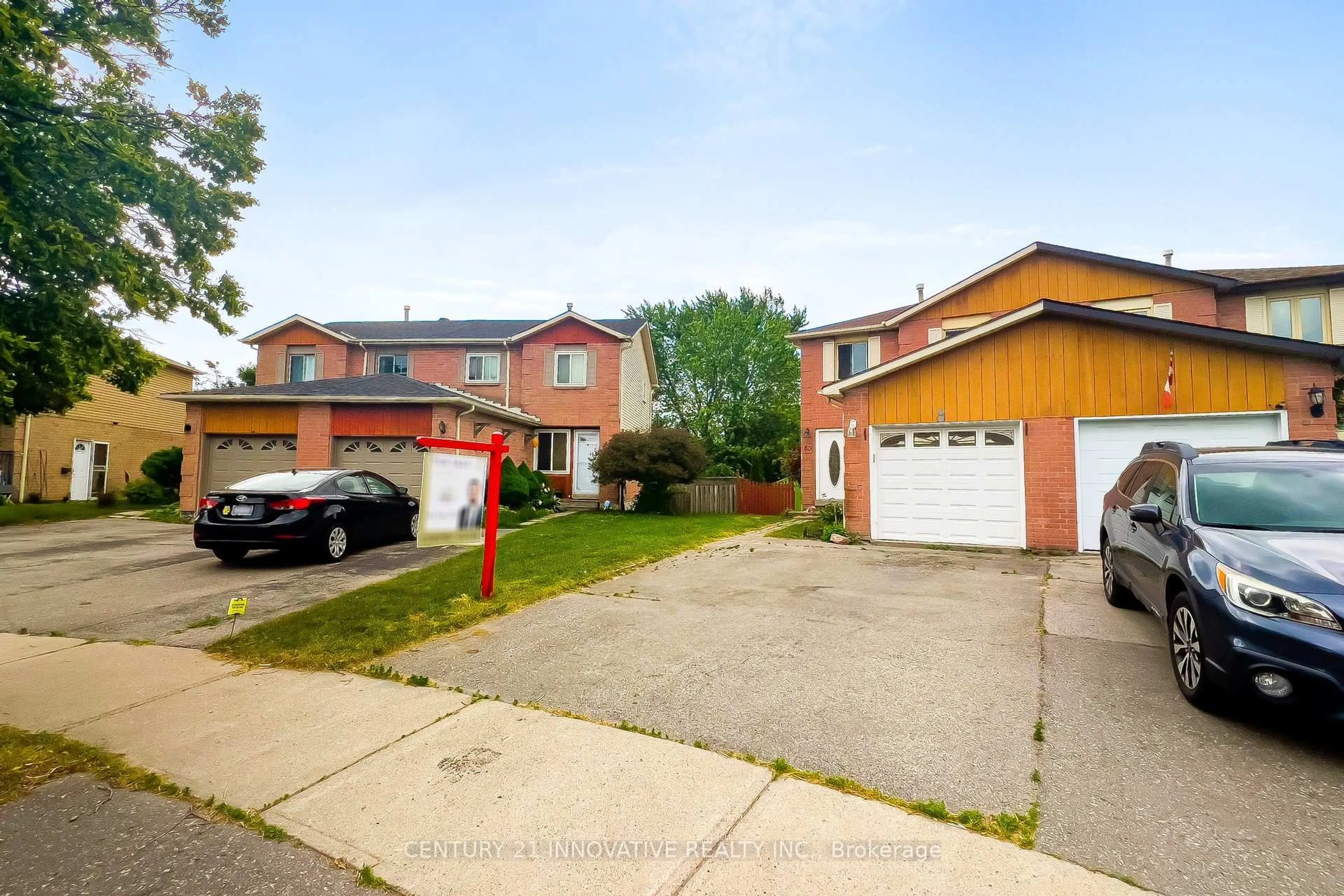A pic from outside/outdoor area/front of a property/back of a property/a pic from drone, street for 80 Tams Dr, Ajax Ontario L1Z 1A5