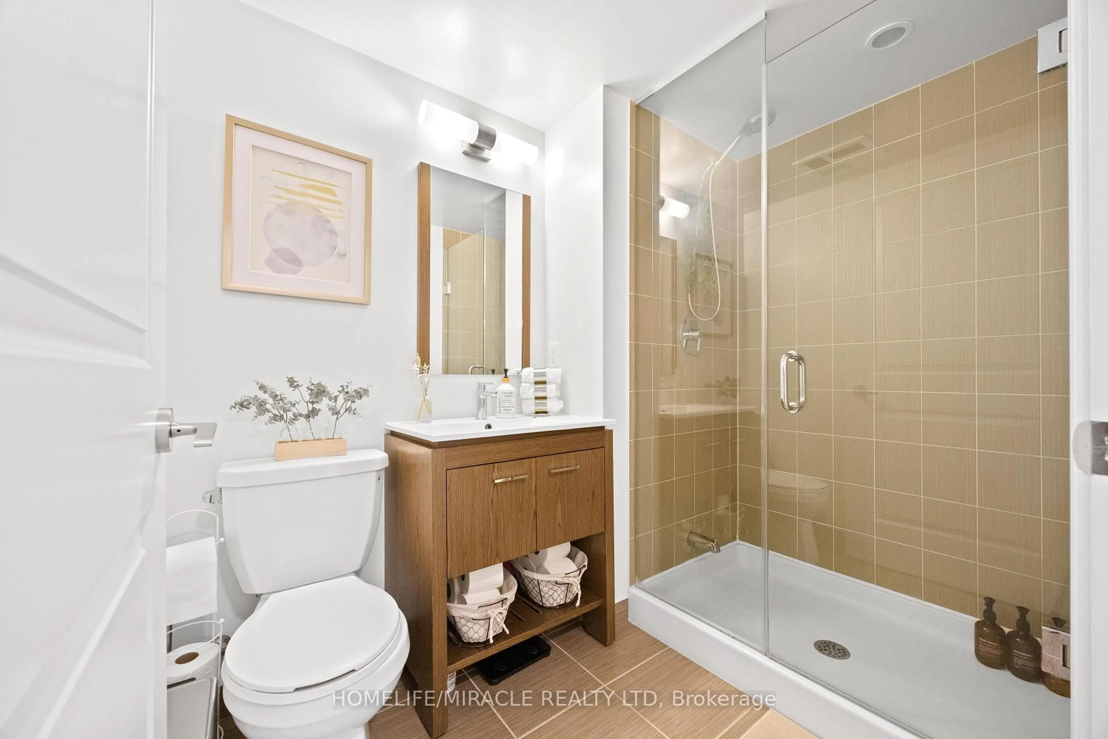 Standard bathroom, ceramic/tile floor for 30 Meadowglen Pl #2002, Toronto Ontario M1G 0A6