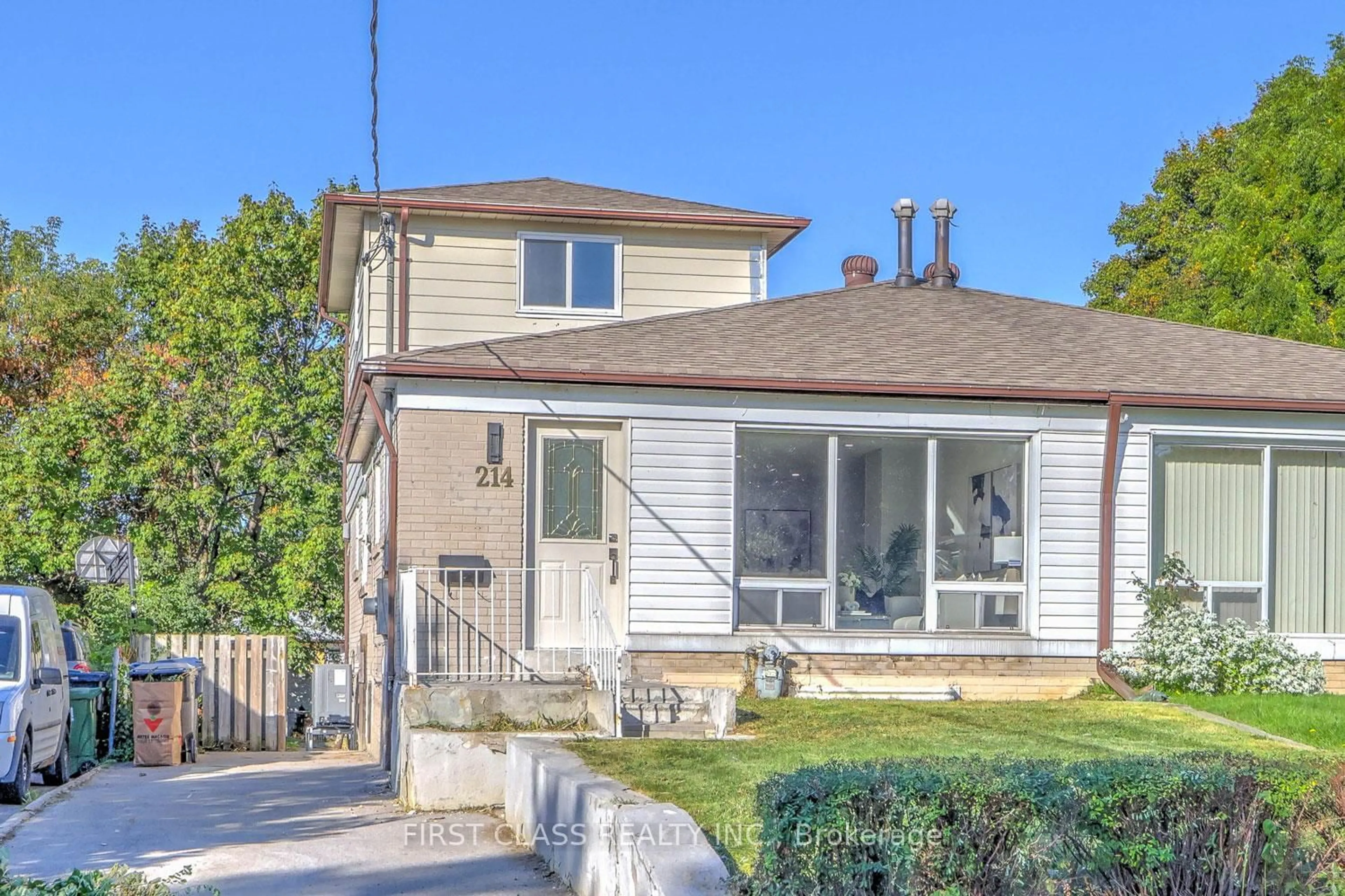 Unknown for 214 Linden Ave, Toronto Ontario M1K 3H8