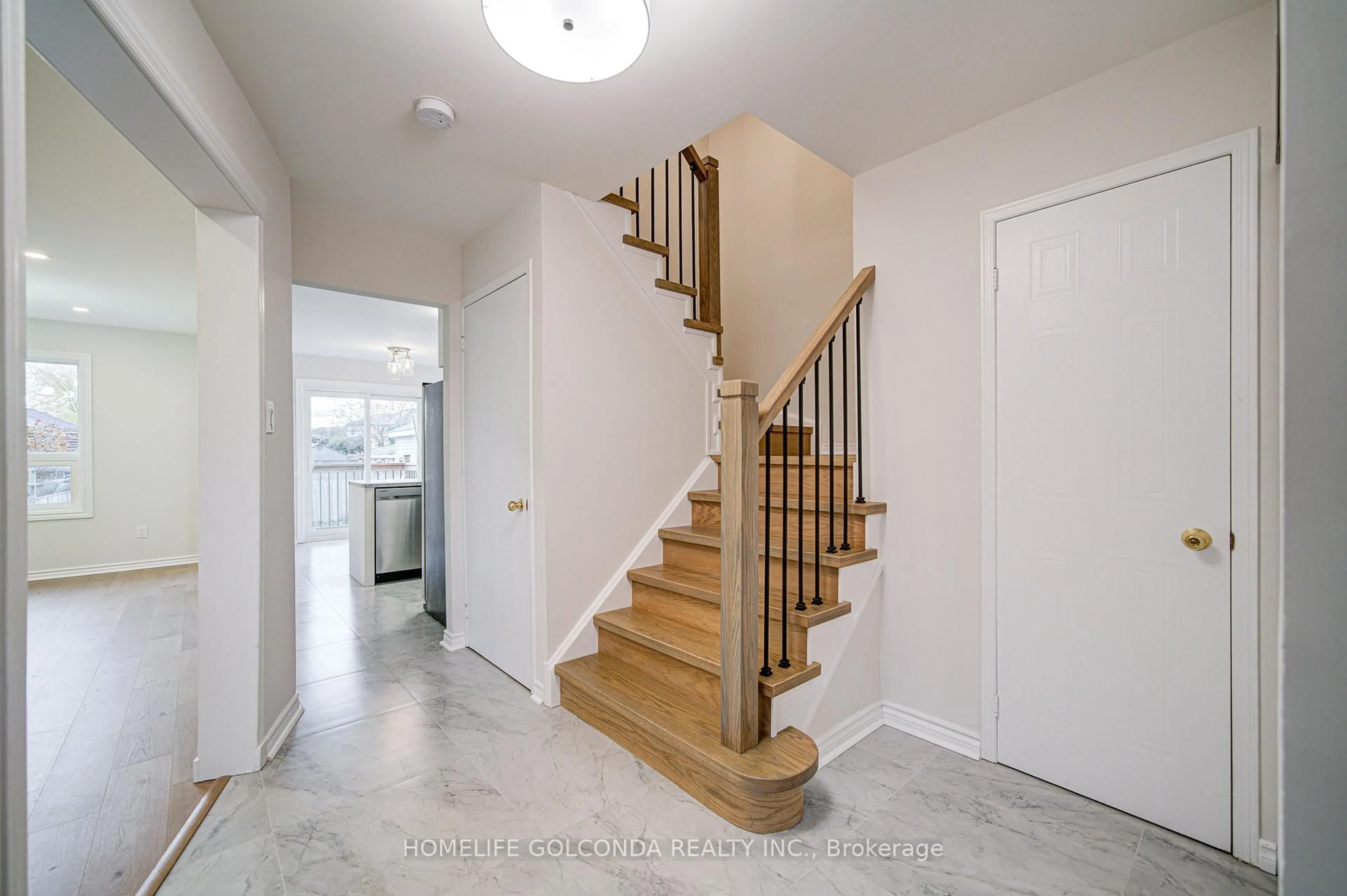 Stairs for 60 Willey Dr, Clarington Ontario L1C 4Z5