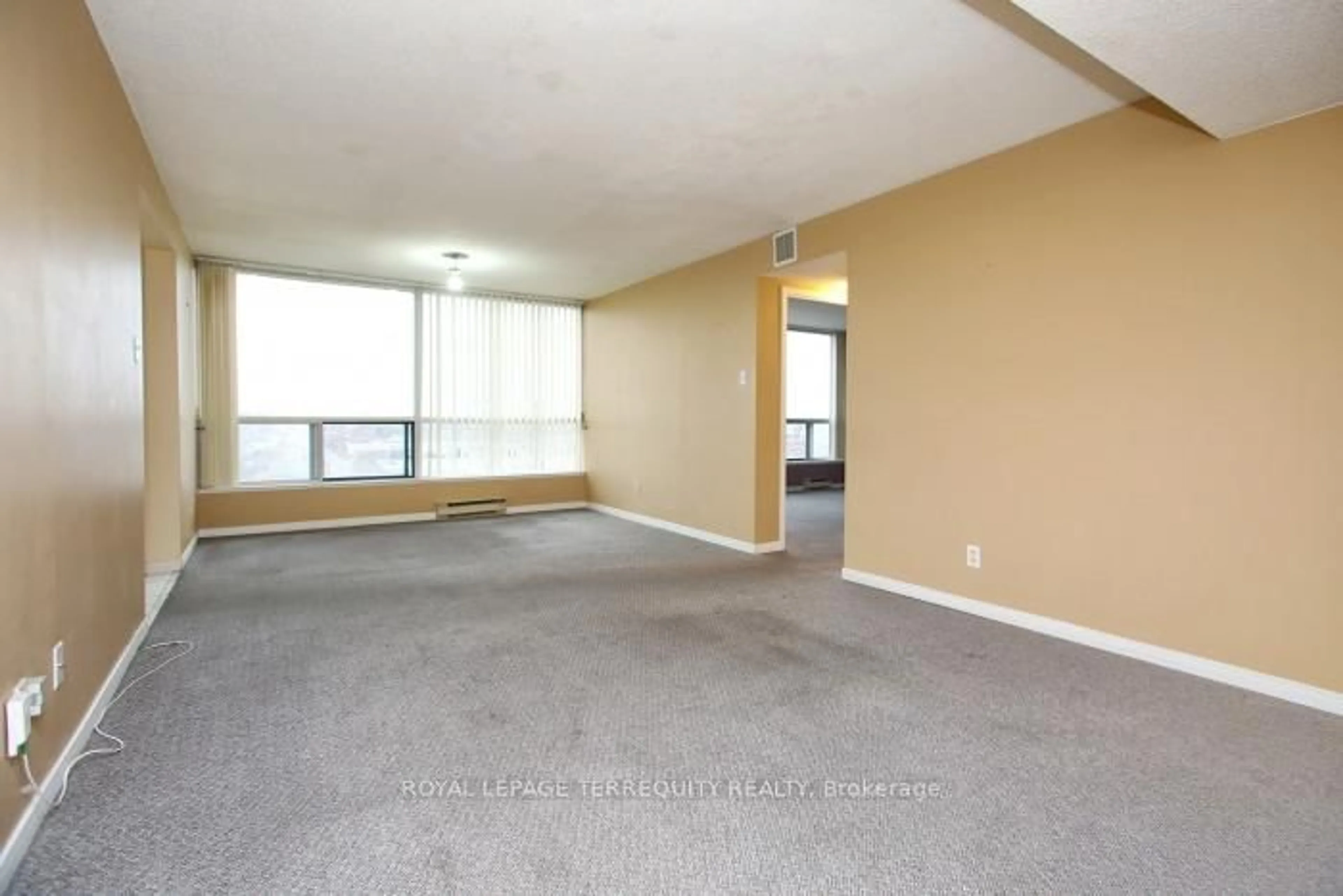 A pic of a room for 4725 Sheppard Ave #1710, Toronto Ontario M1S 5B2