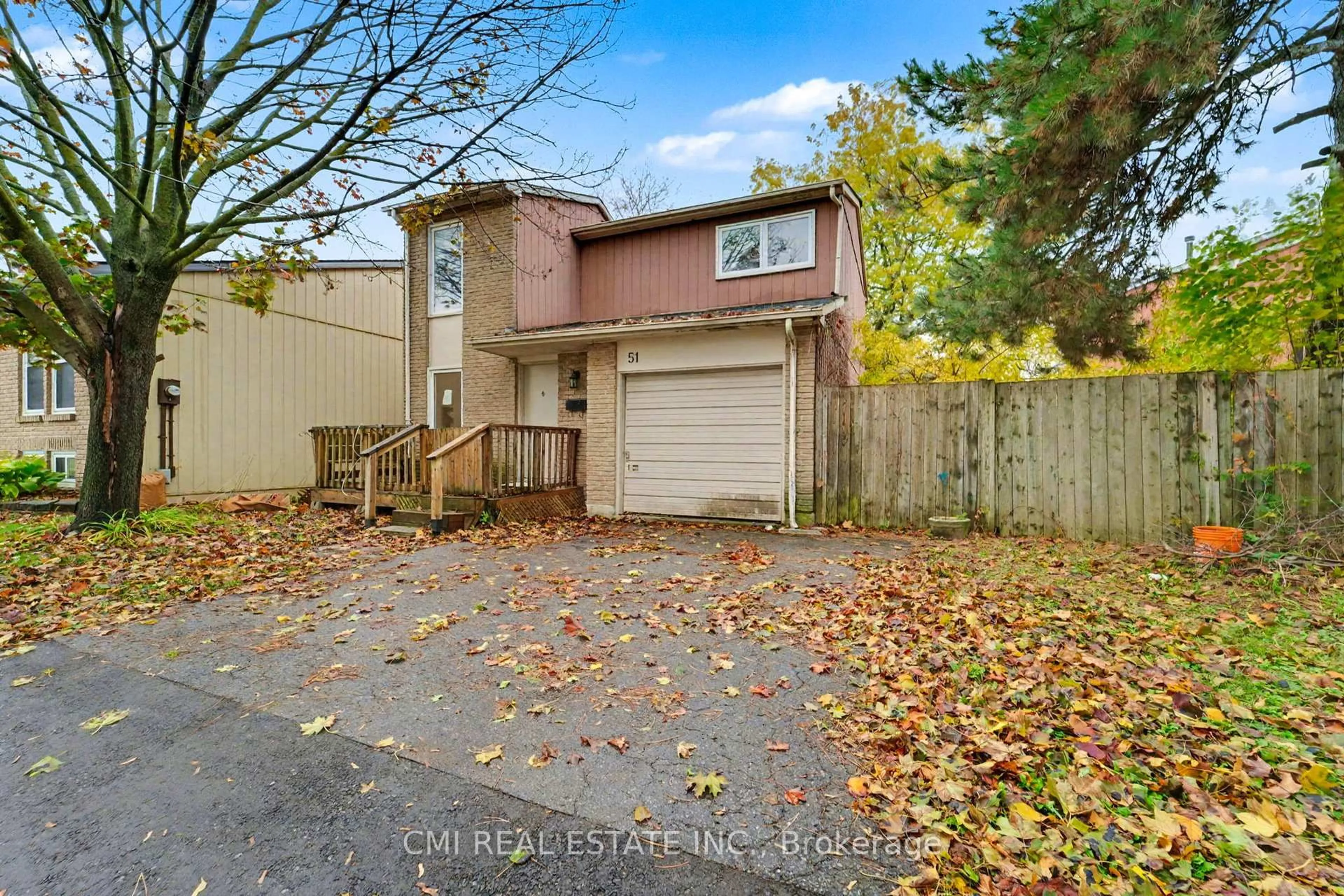 A pic from outside/outdoor area/front of a property/back of a property/a pic from drone, street for 51 Lucas Lane, Ajax Ontario L1S 3P7