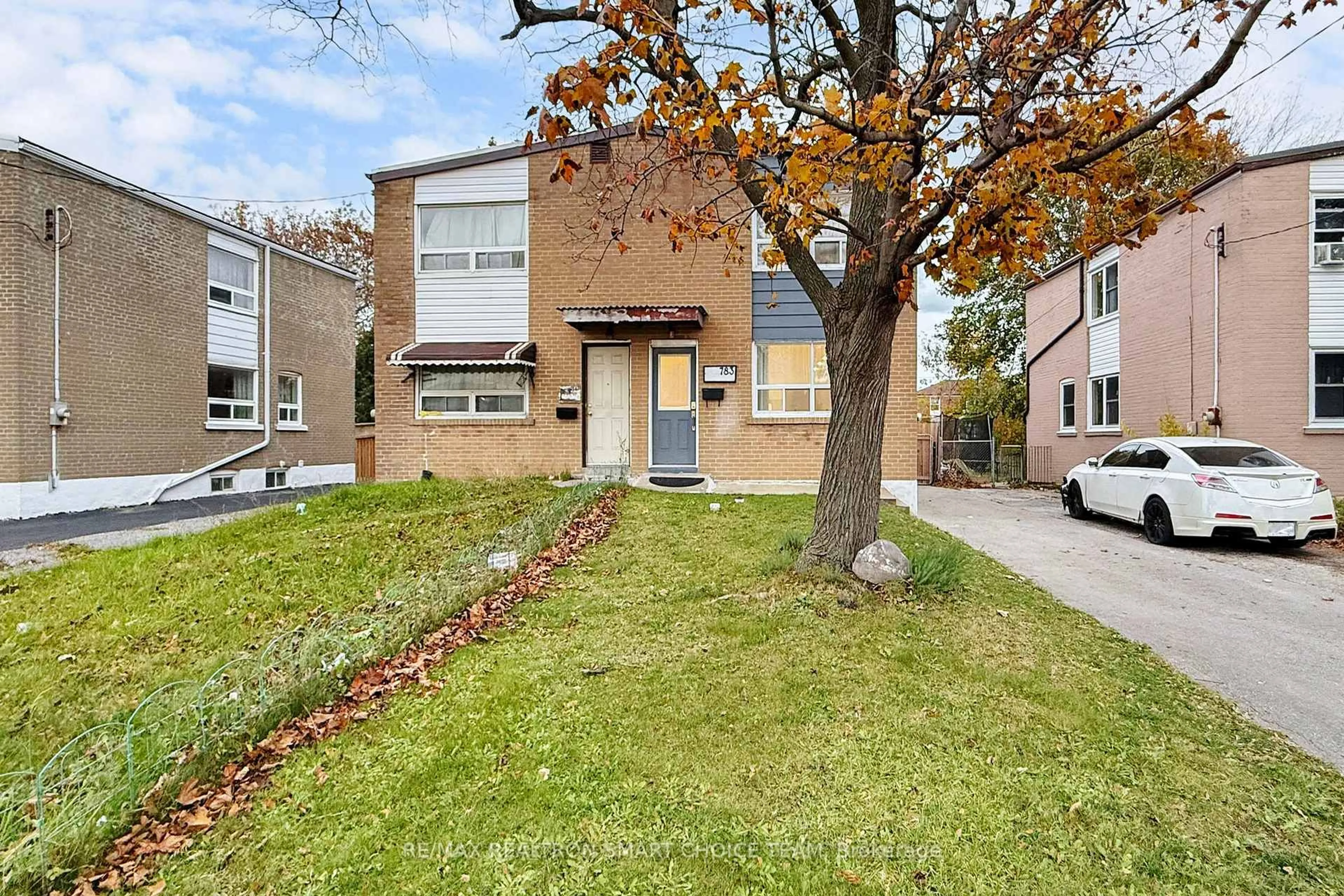 Home with brick exterior material, street for 783 Birchmount Rd, Toronto Ontario M1K 1R7